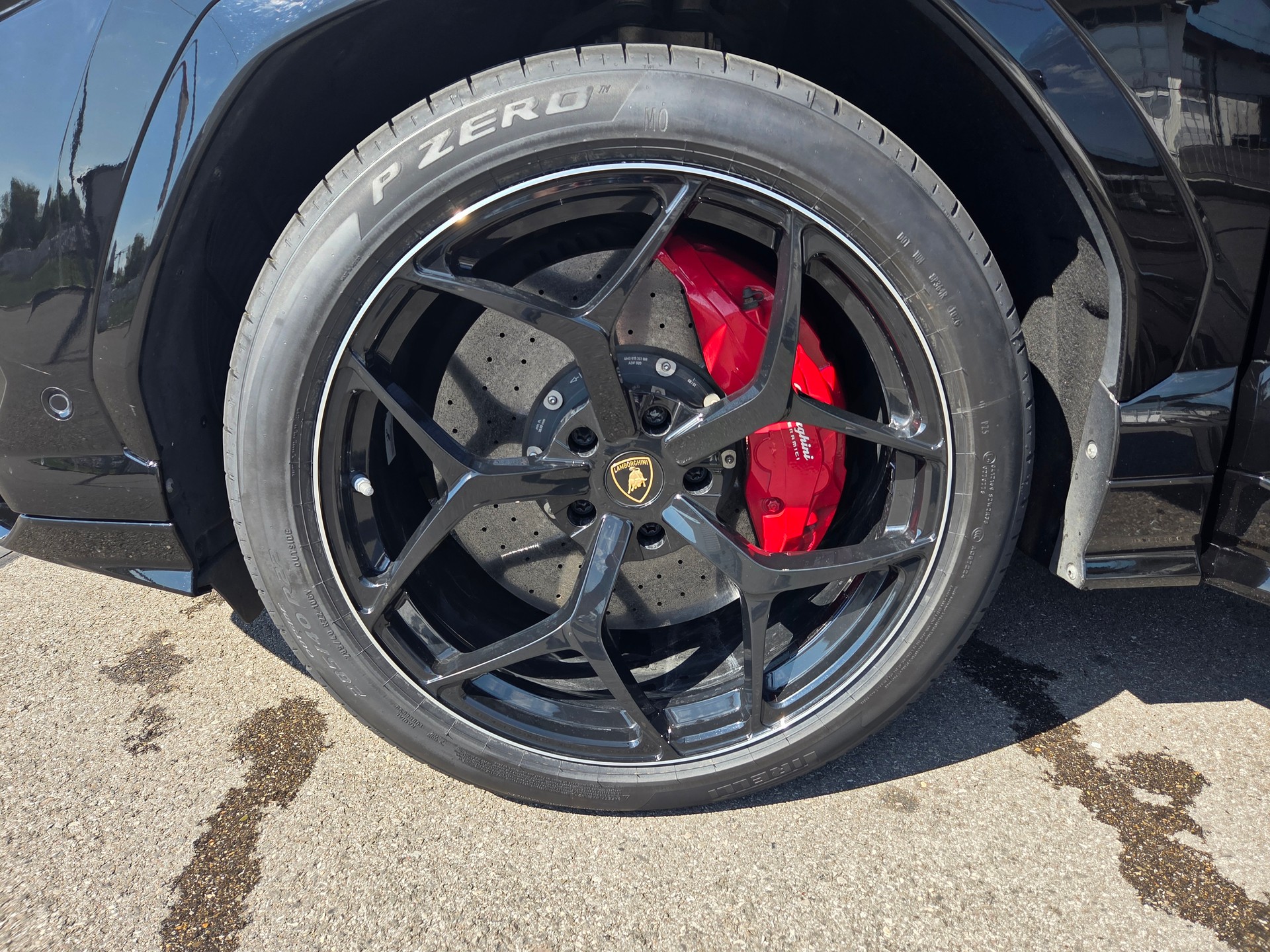 LAMBORGHINI Urus E-Gear-image-10