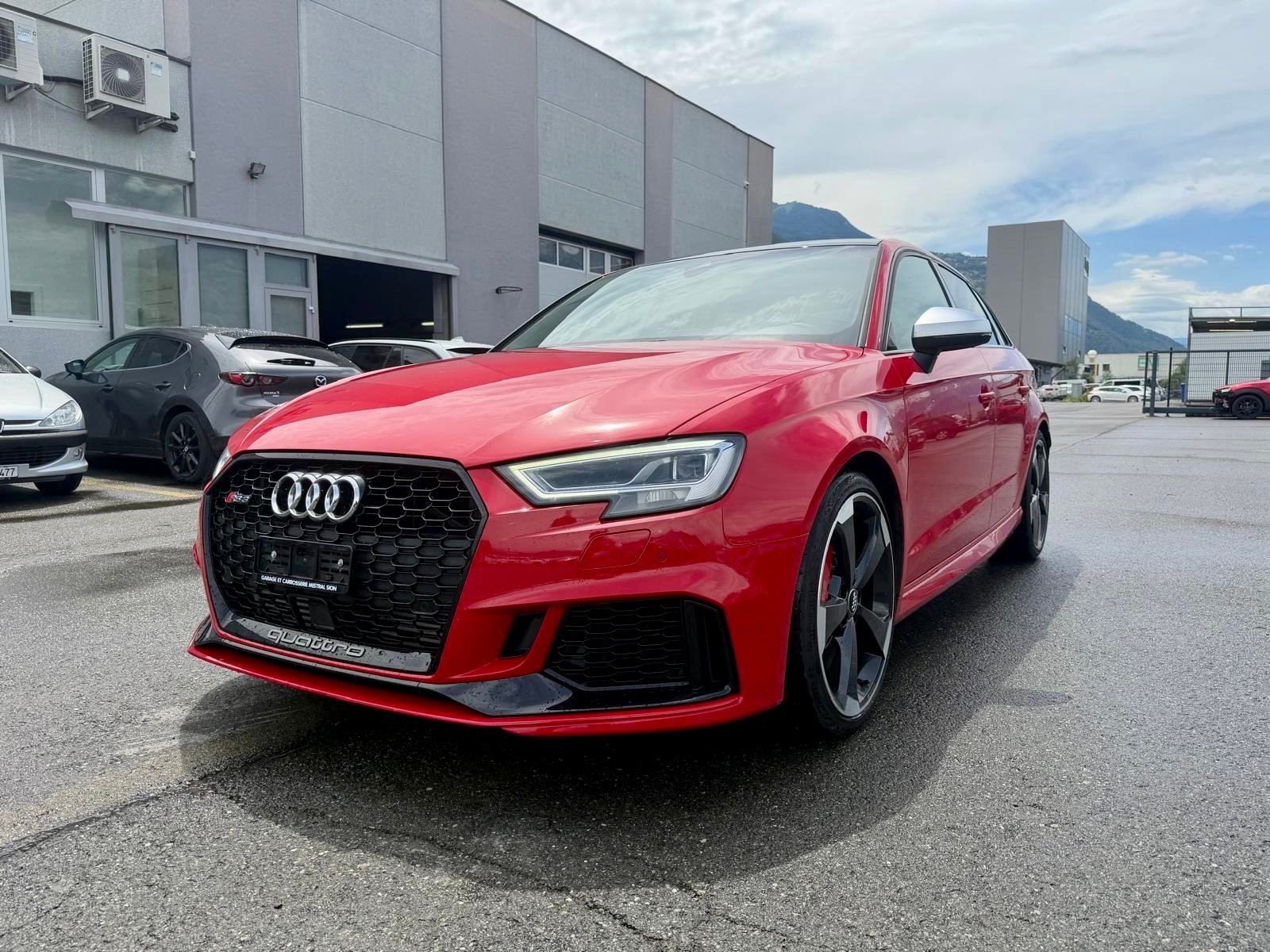 AUDI 2.5 T FSI quattro S-Tronic-image-0