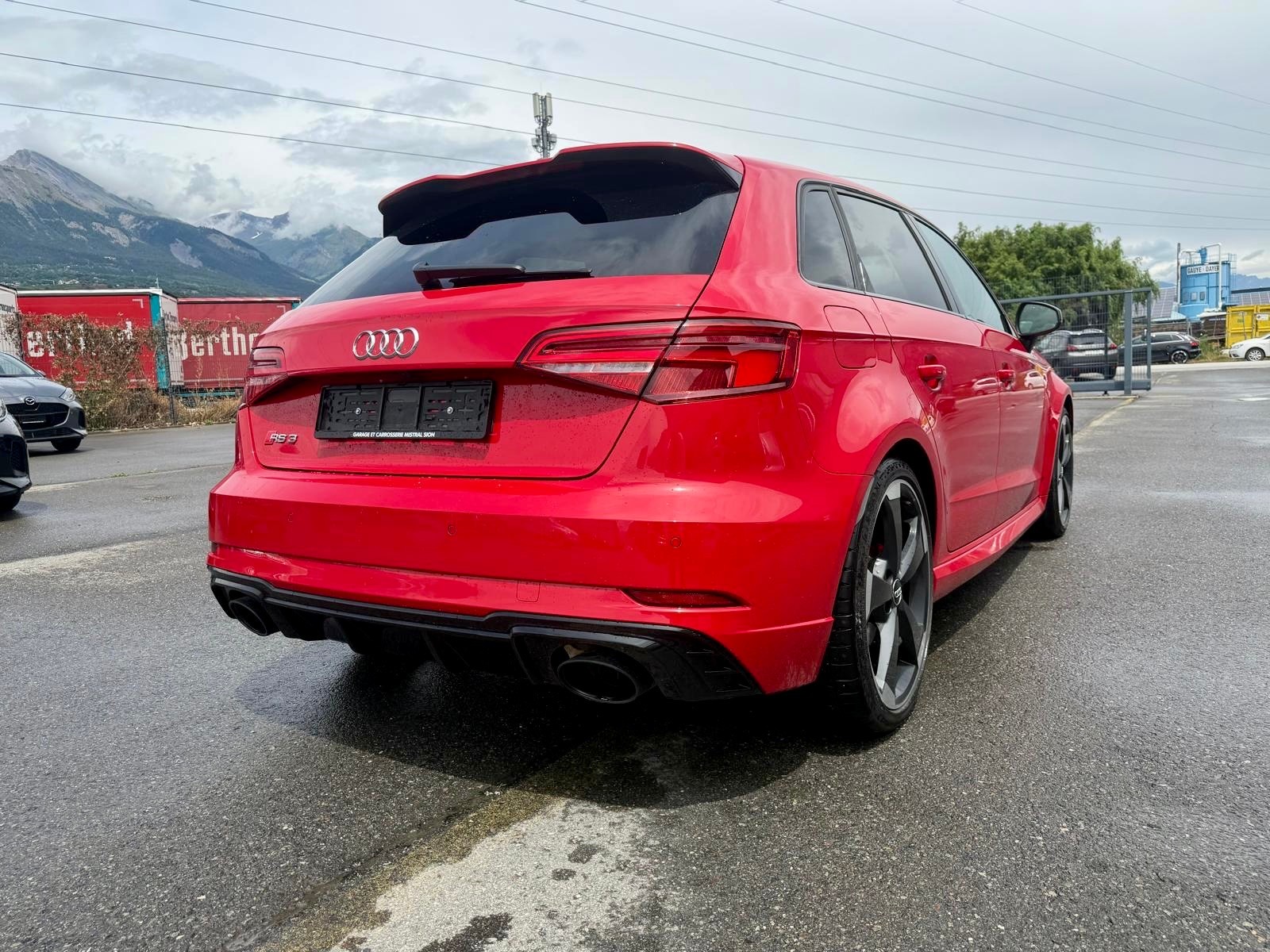 AUDI 2.5 T FSI quattro S-Tronic-image-2