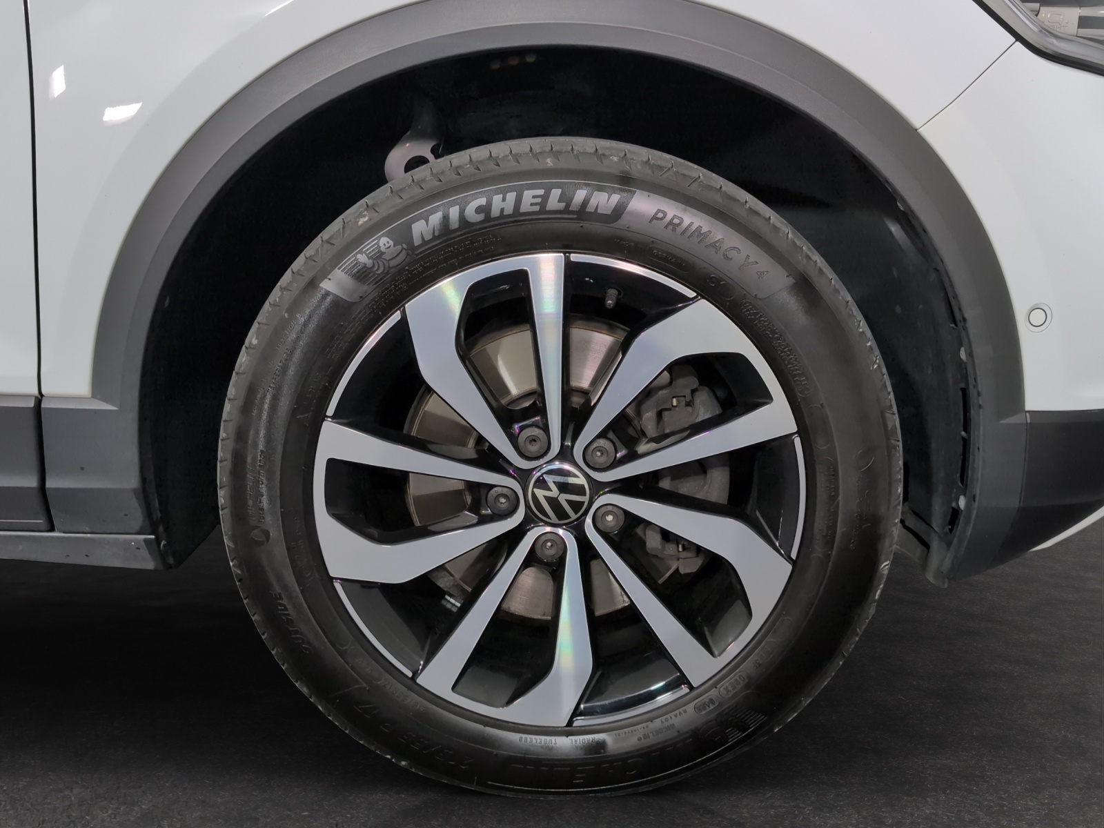 VW T-Roc 2.0 TSI Style DSG 4Motion-image-4