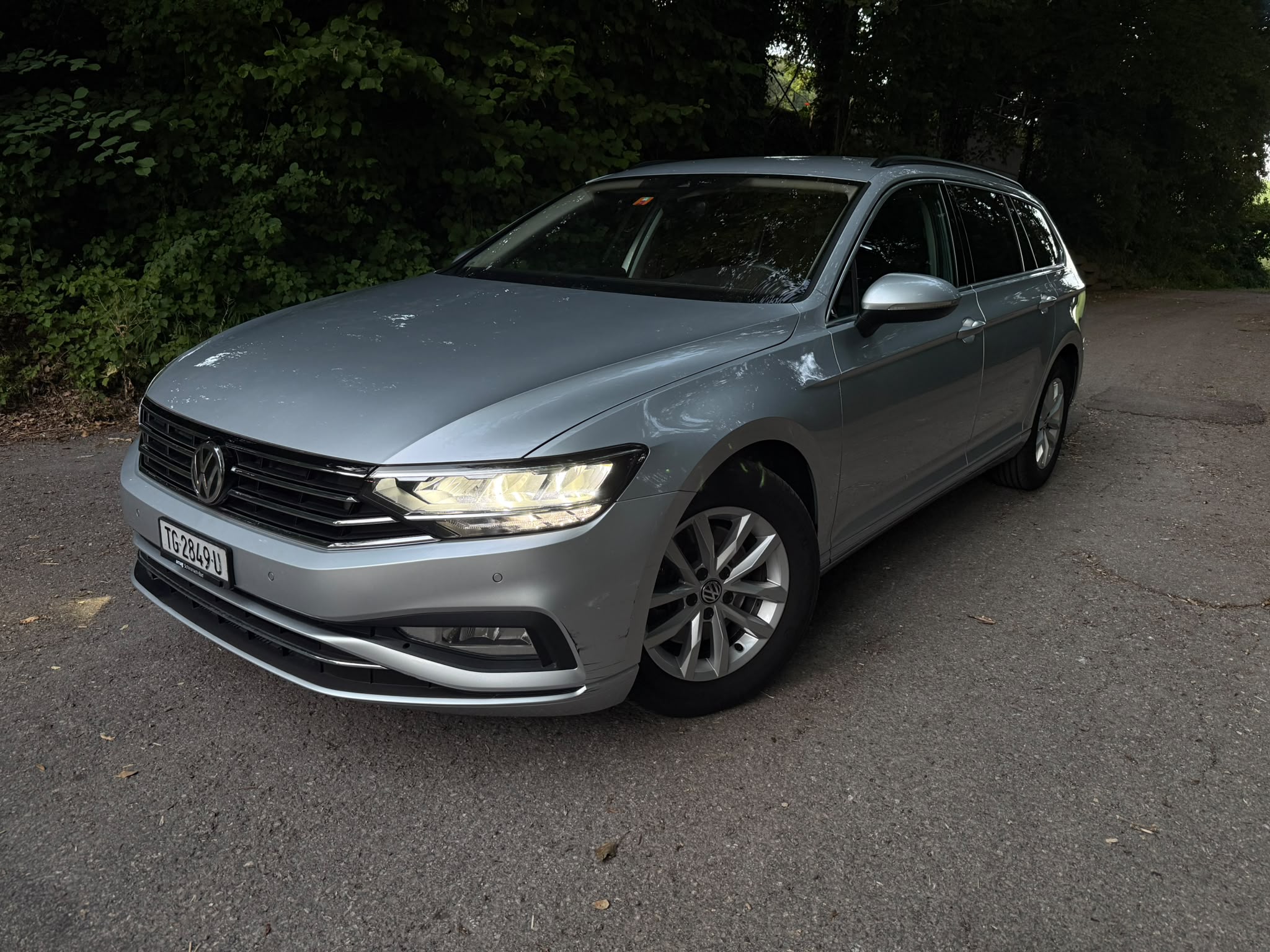 Car photo