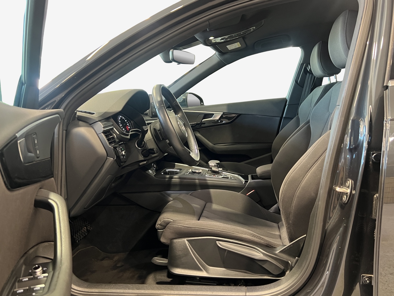 AUDI A4 Limousine 1.4 TFSI Sport S-tronic-image-7