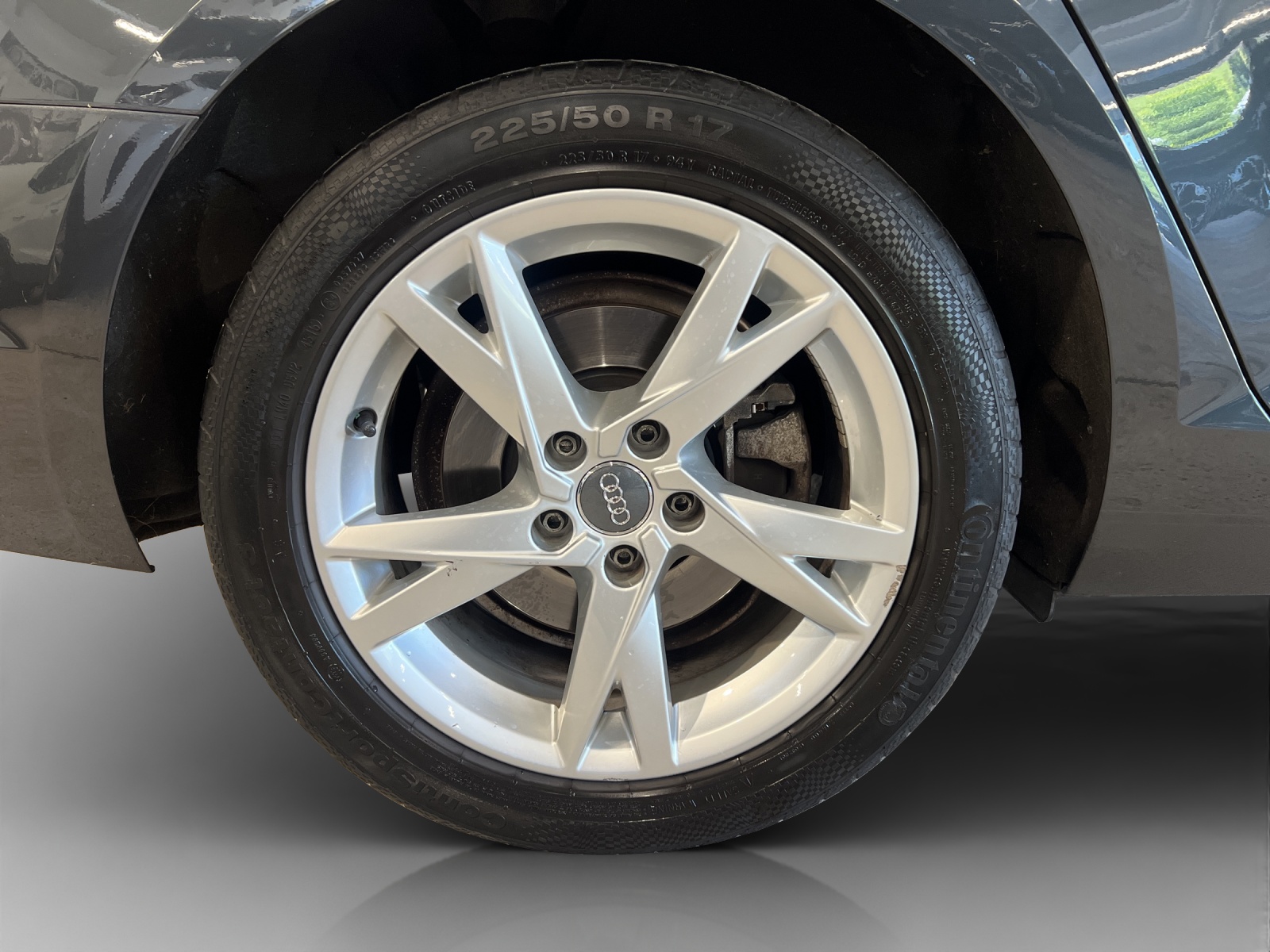 AUDI A4 Limousine 1.4 TFSI Sport S-tronic-image-13