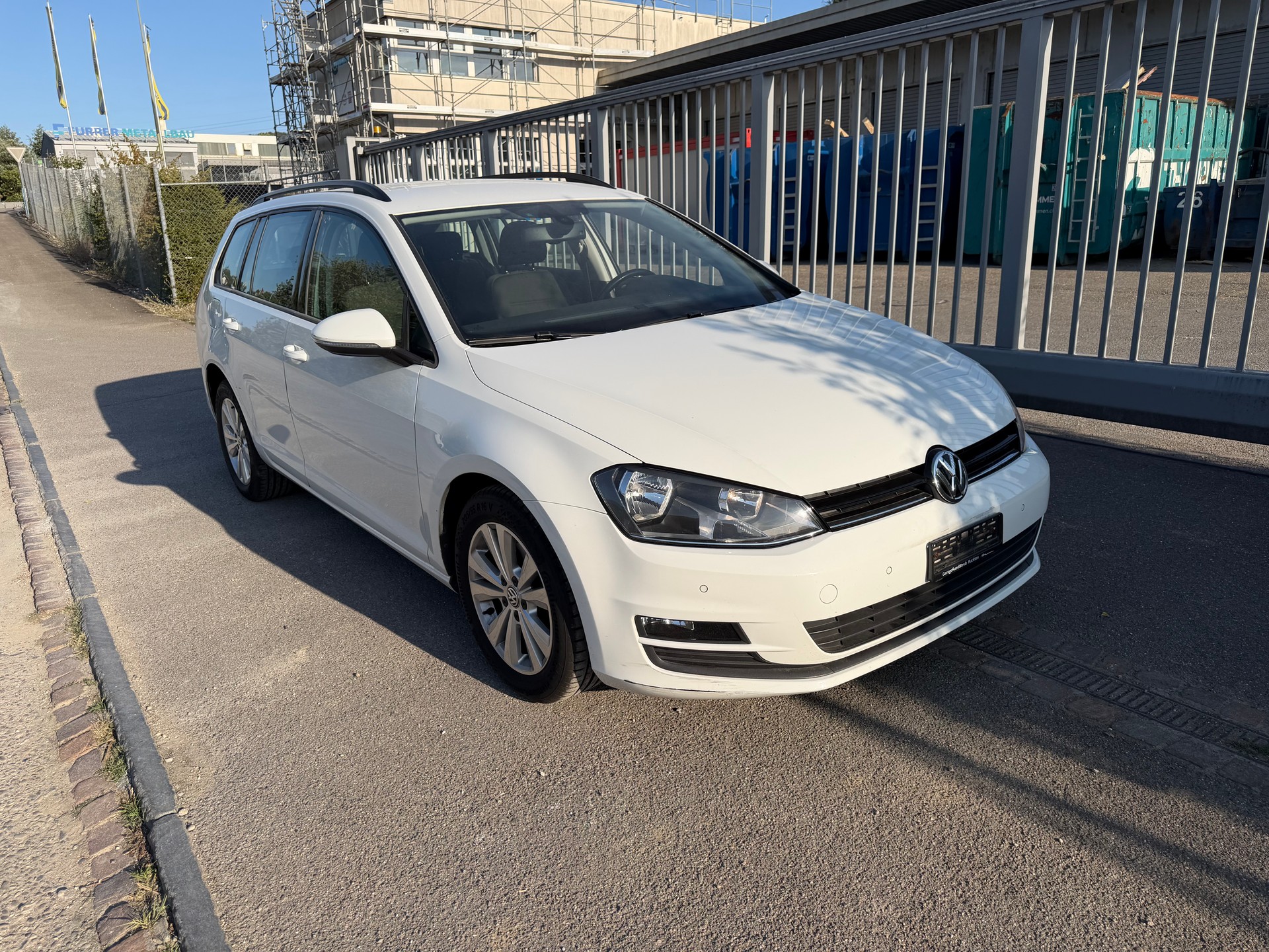 VW Golf Variant 1.6 TDI Start 4M 4Motion-image-3