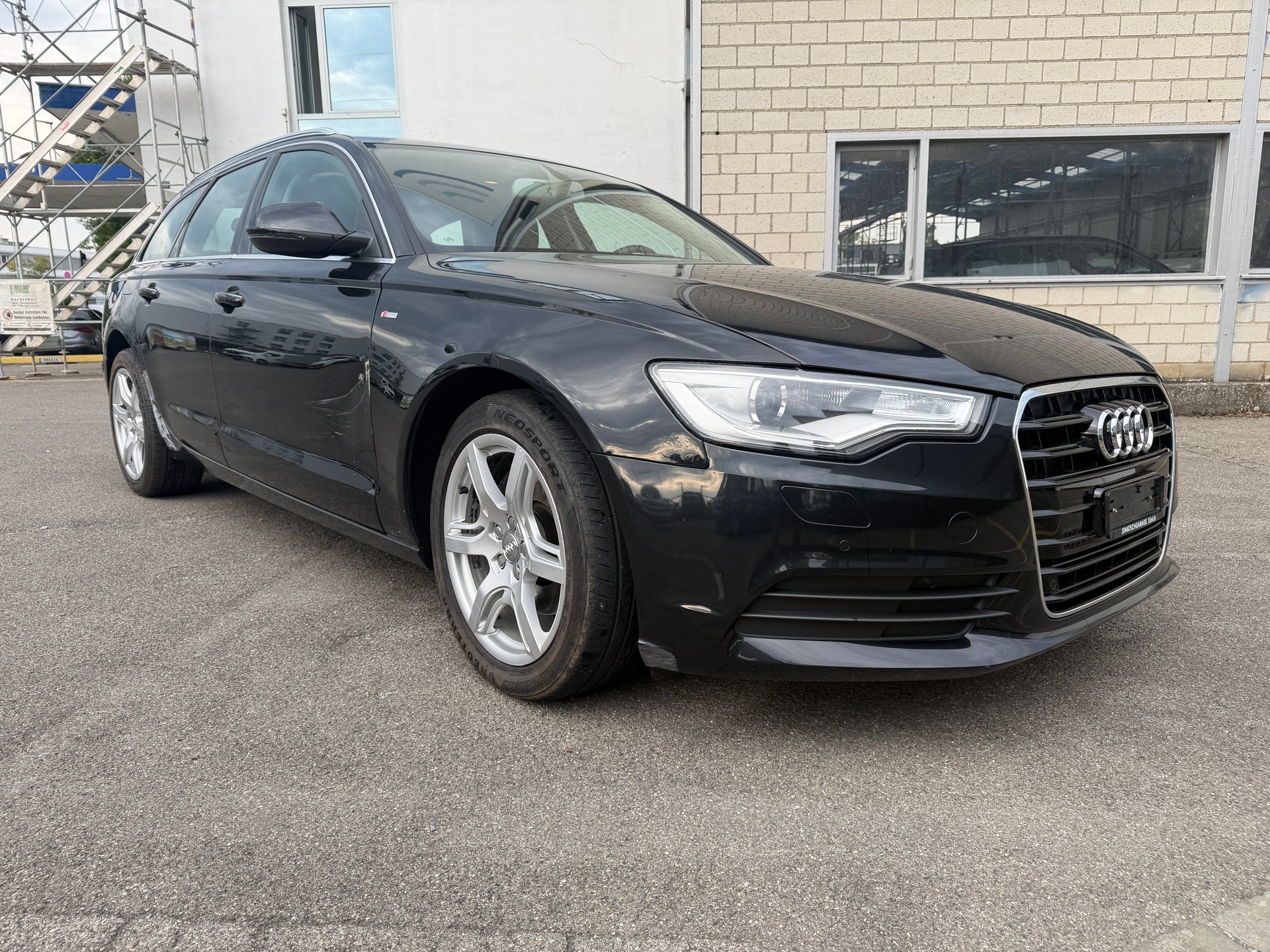 AUDI A6 Avant 2.0 TDI multitronic-image-1
