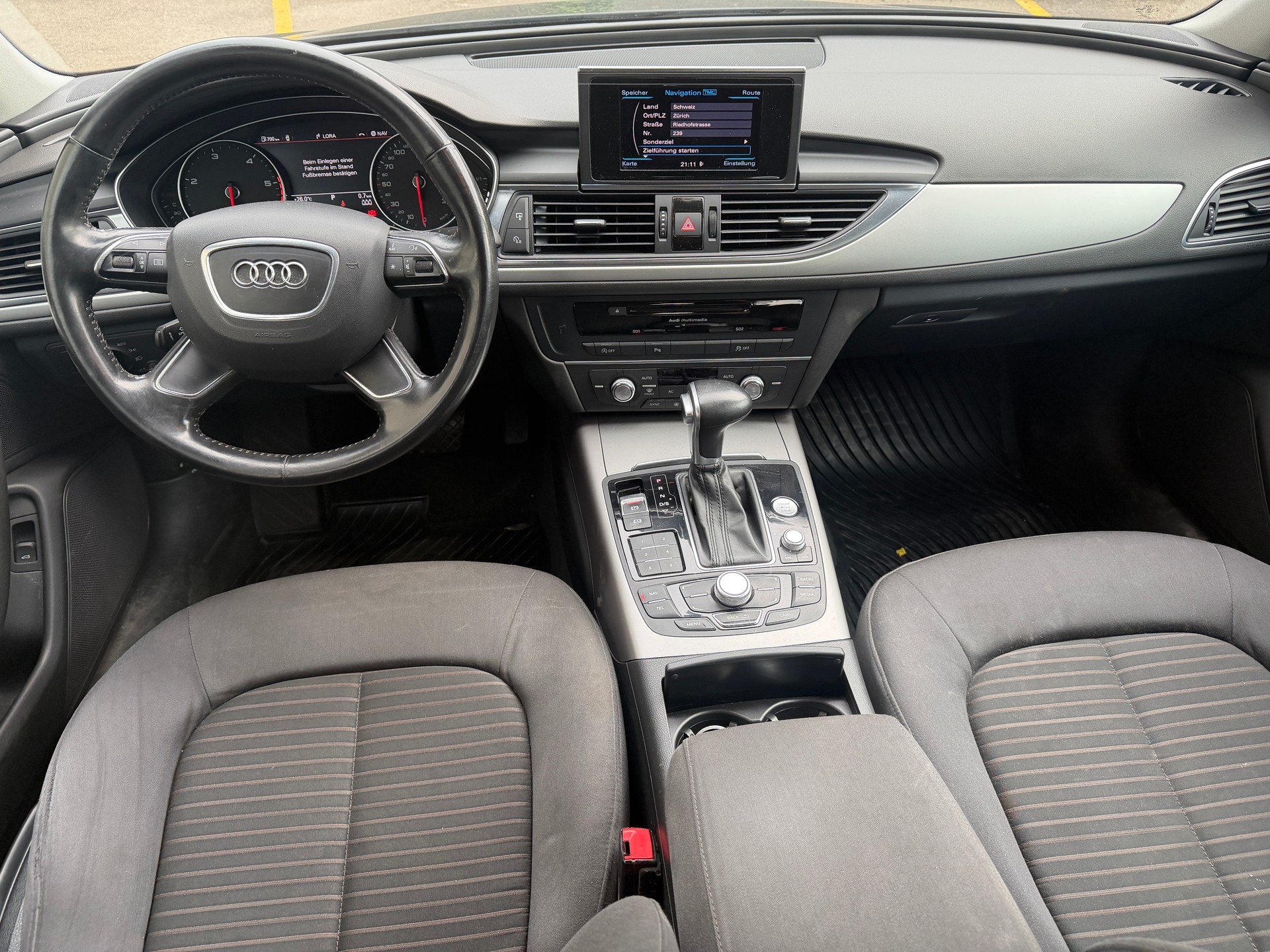 AUDI A6 Avant 2.0 TDI multitronic-image-8