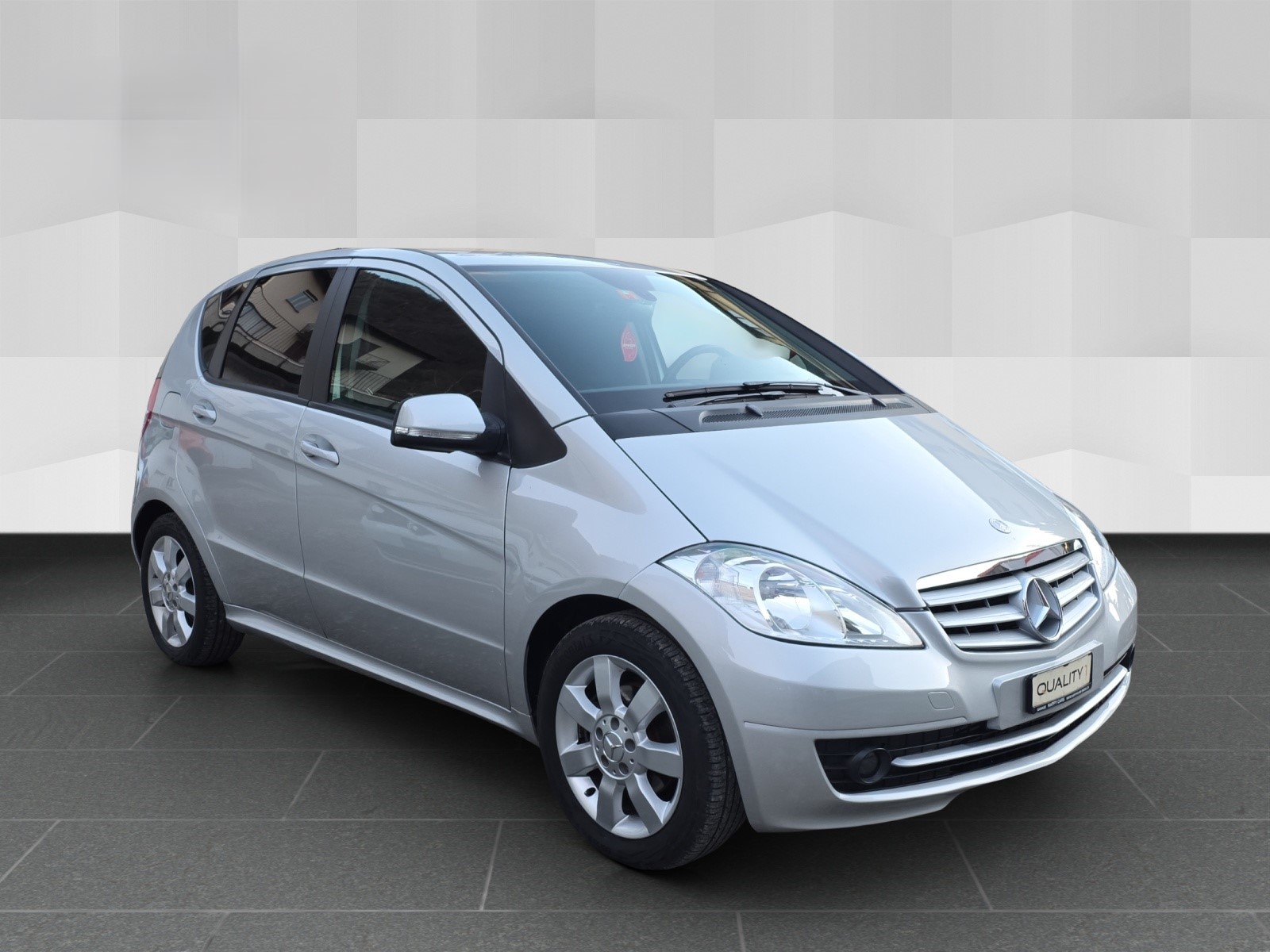 MERCEDES-BENZ A 160 CDI Elégance Autotronic-image-2
