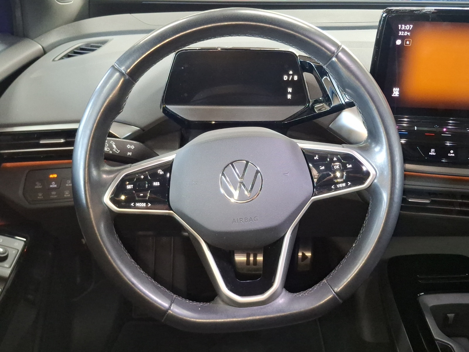 VW ID.4 Pro Performance 77 kWh-image-10