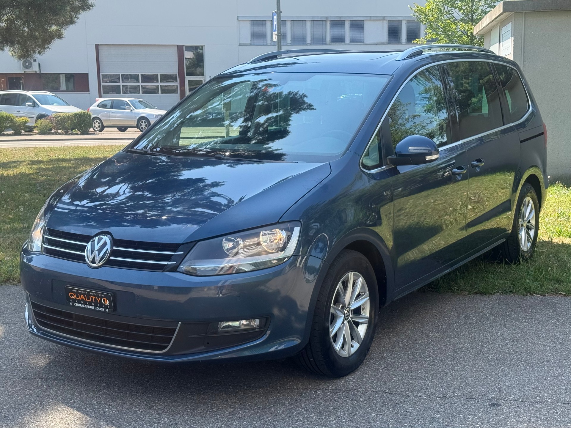 VW Sharan 2.0 TDI BMT Comfortline DSG-image-2