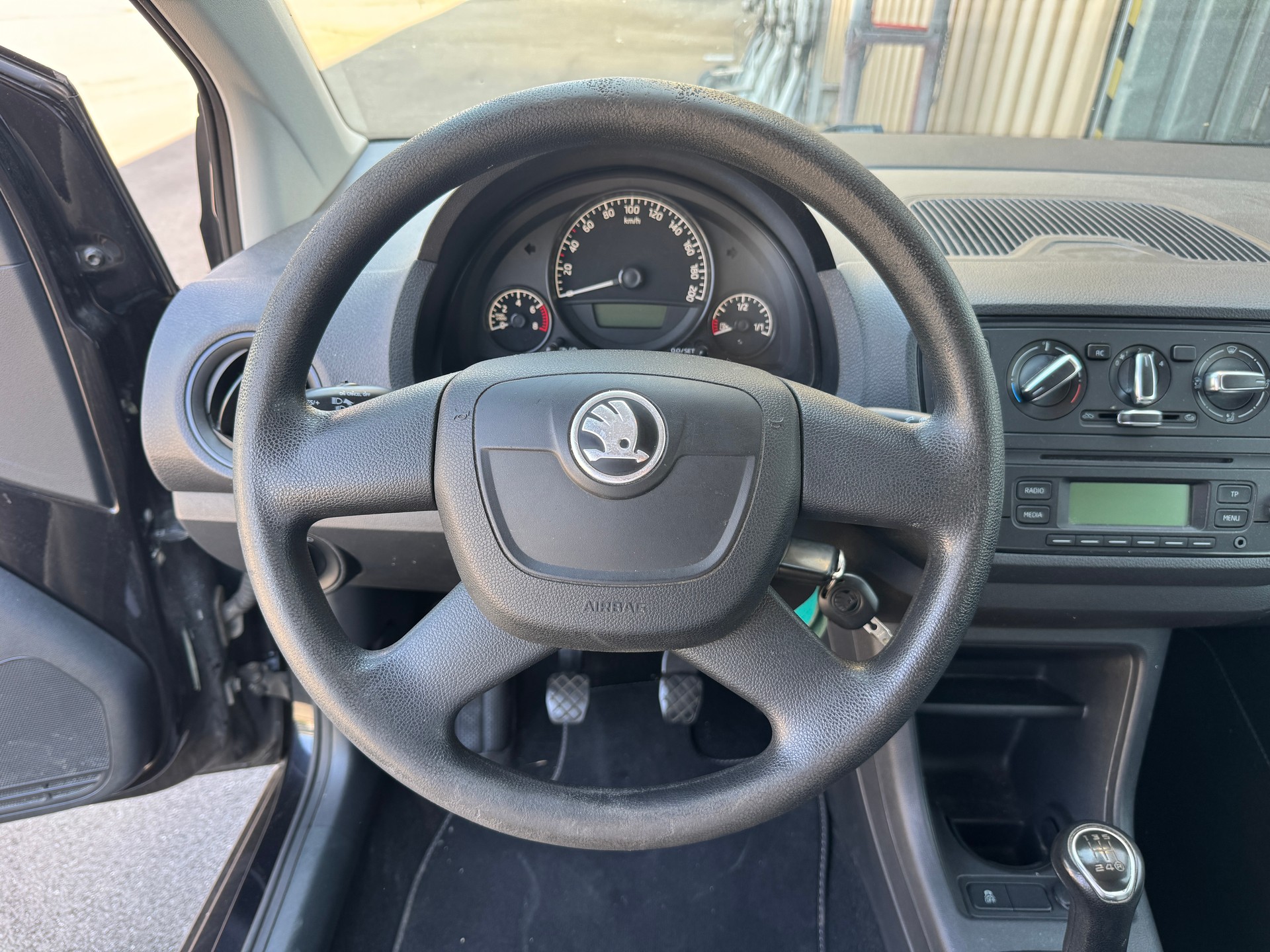 SKODA Citigo 1.0 Ambition ASG-image-9