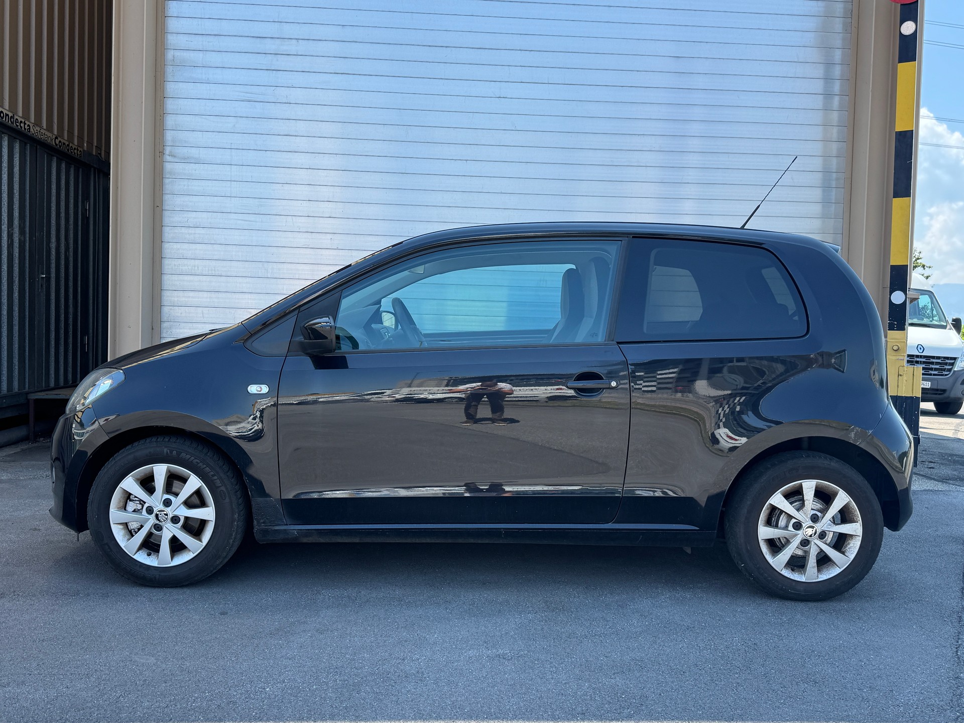 SKODA Citigo 1.0 Ambition ASG-image-2