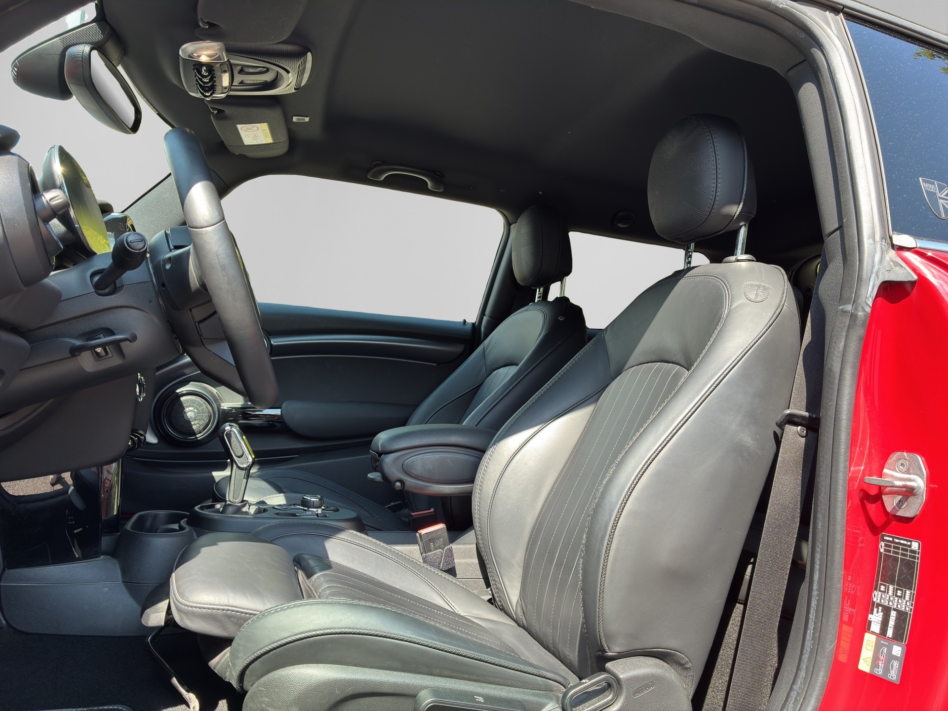 MINI Cooper SE-image-9