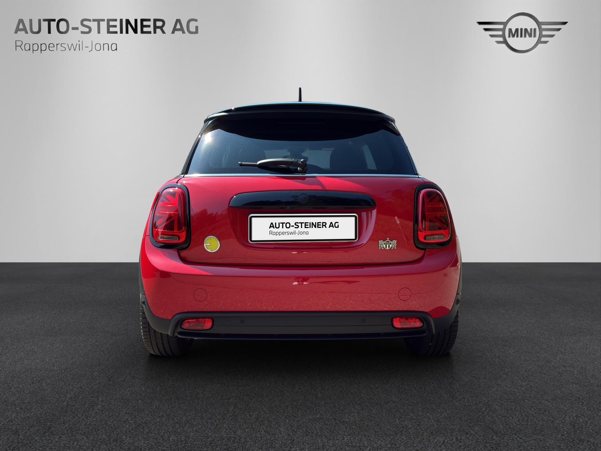 MINI Cooper SE-image-2