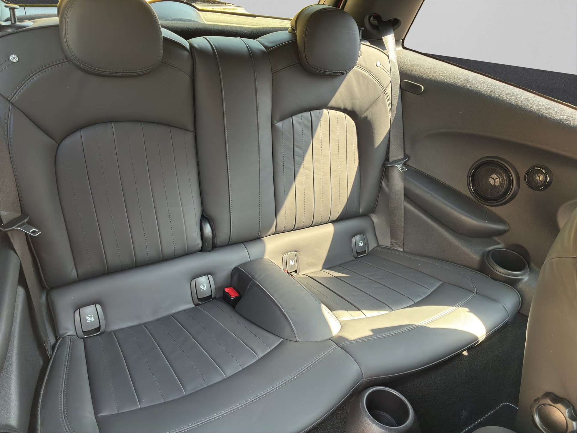 MINI Cooper SE-image-14