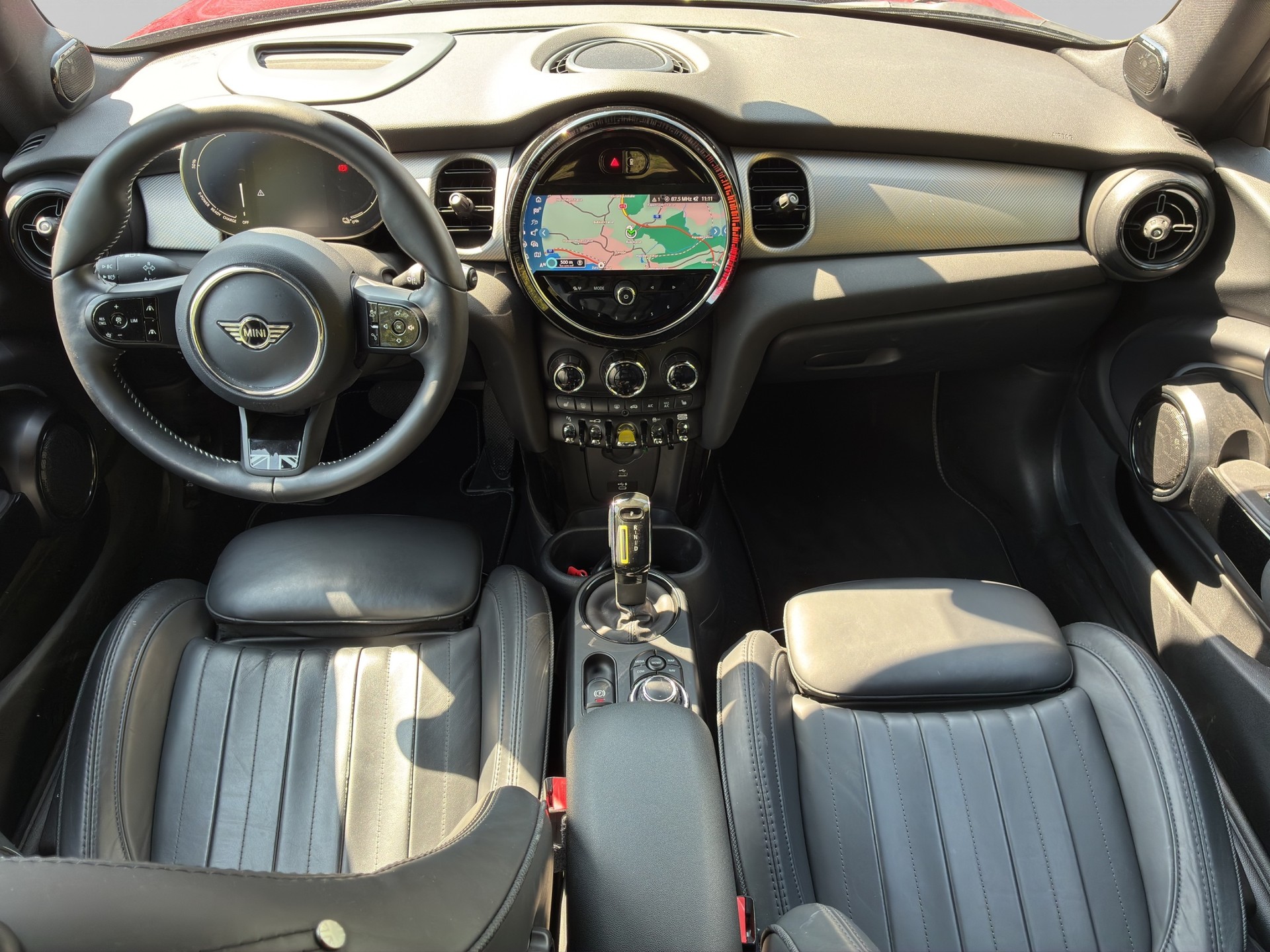 MINI Cooper SE-image-12
