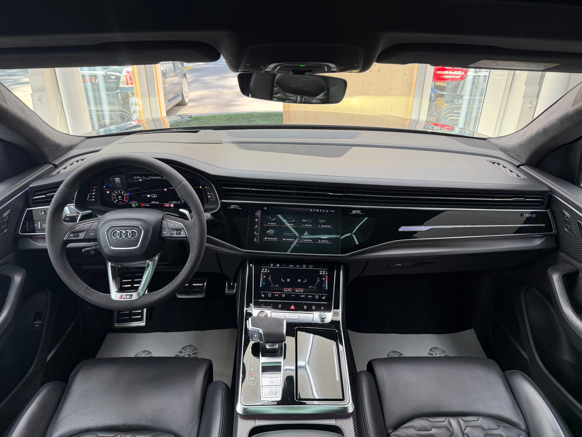 AUDI RS Q8 4.0 V8 TFSI quattro T-Tronic-image-10