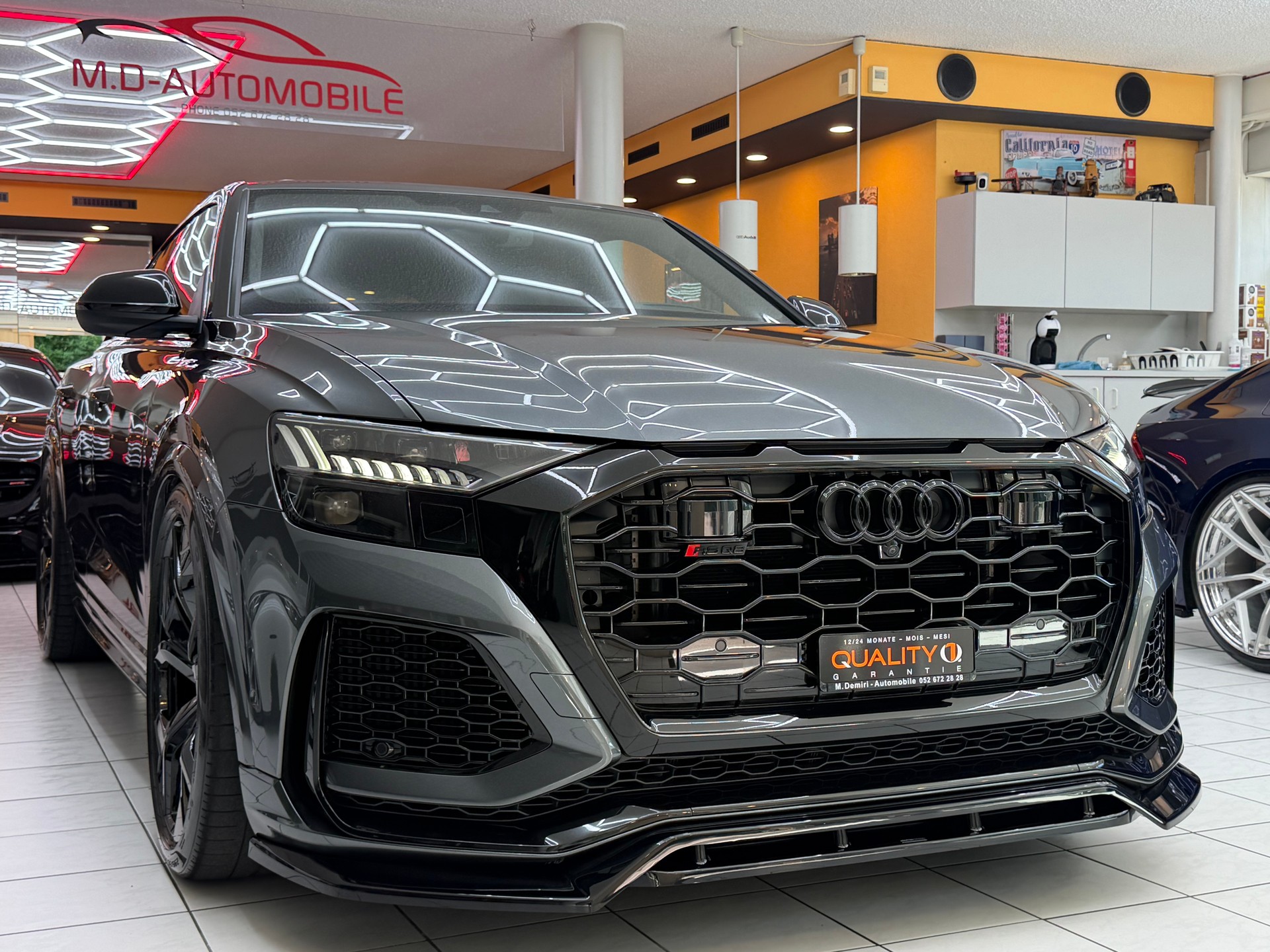 AUDI RS Q8 4.0 V8 TFSI quattro T-Tronic-image-2