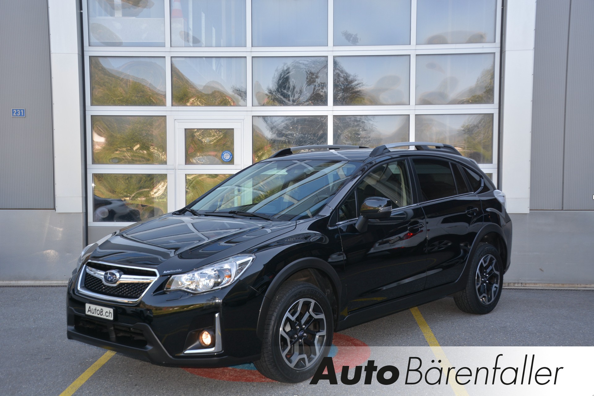 SUBARU XV 2.0 Swiss Three AWD CVT-image-0
