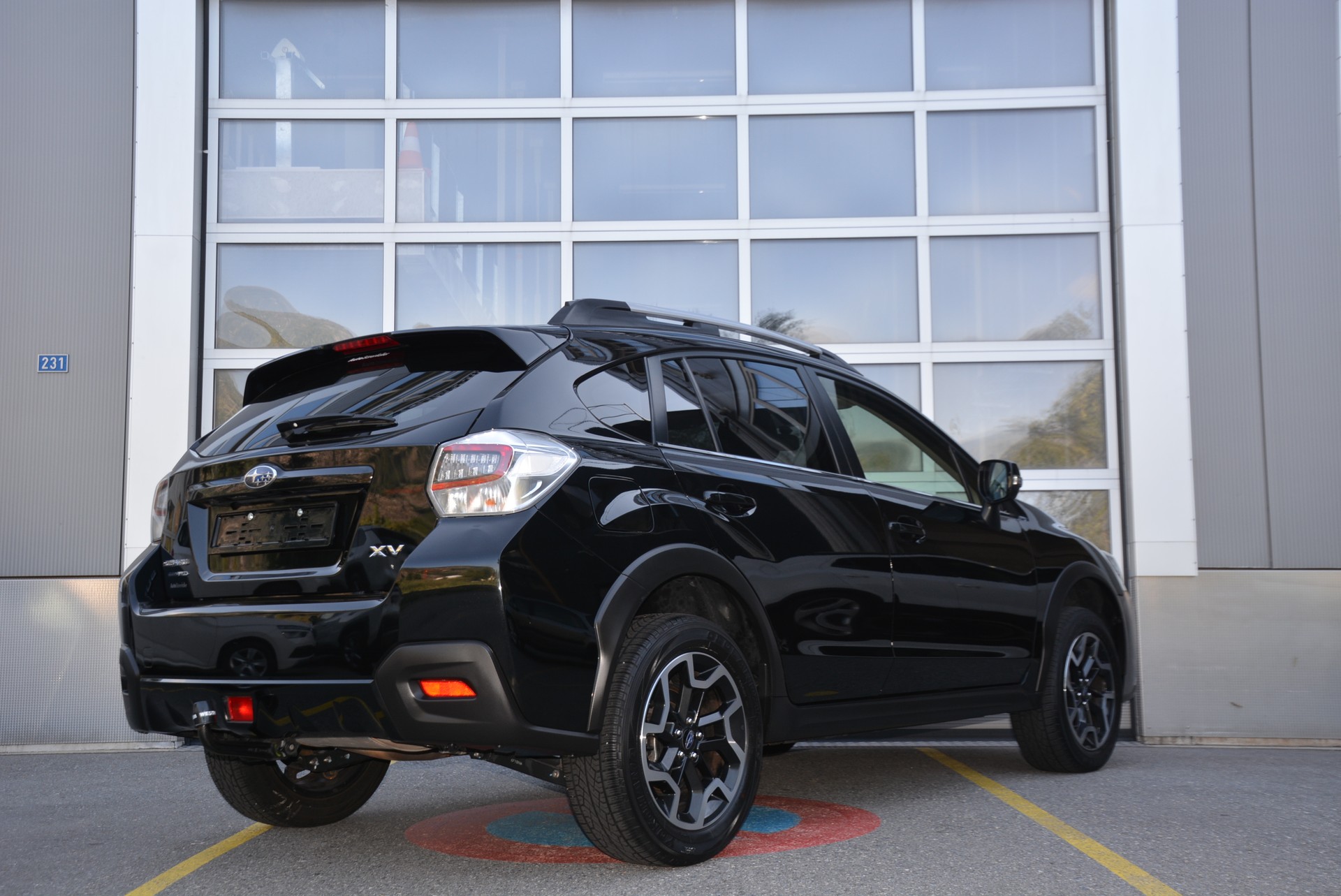 SUBARU XV 2.0 Swiss Three AWD CVT-image-1