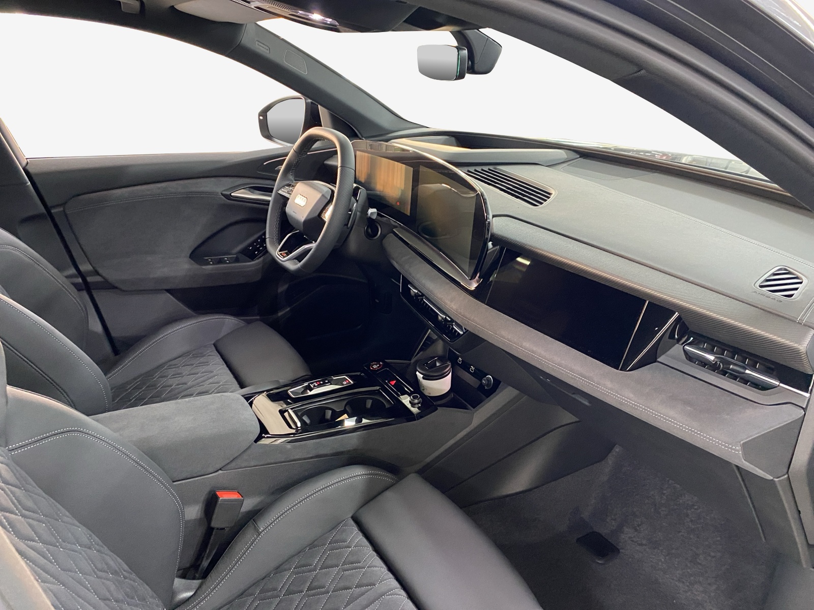 AUDI SQ6 Sportback e-tron quattro-image-13