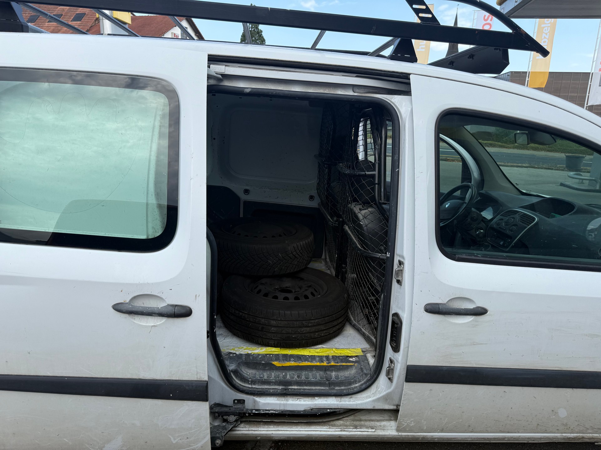 RENAULT Kangoo Medium TCe 115 ENERGY Business-image-10