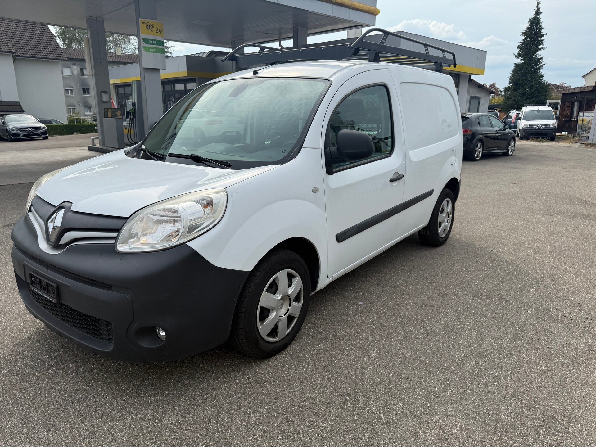 RENAULT Kangoo Medium TCe 115 ENERGY Business-image-0