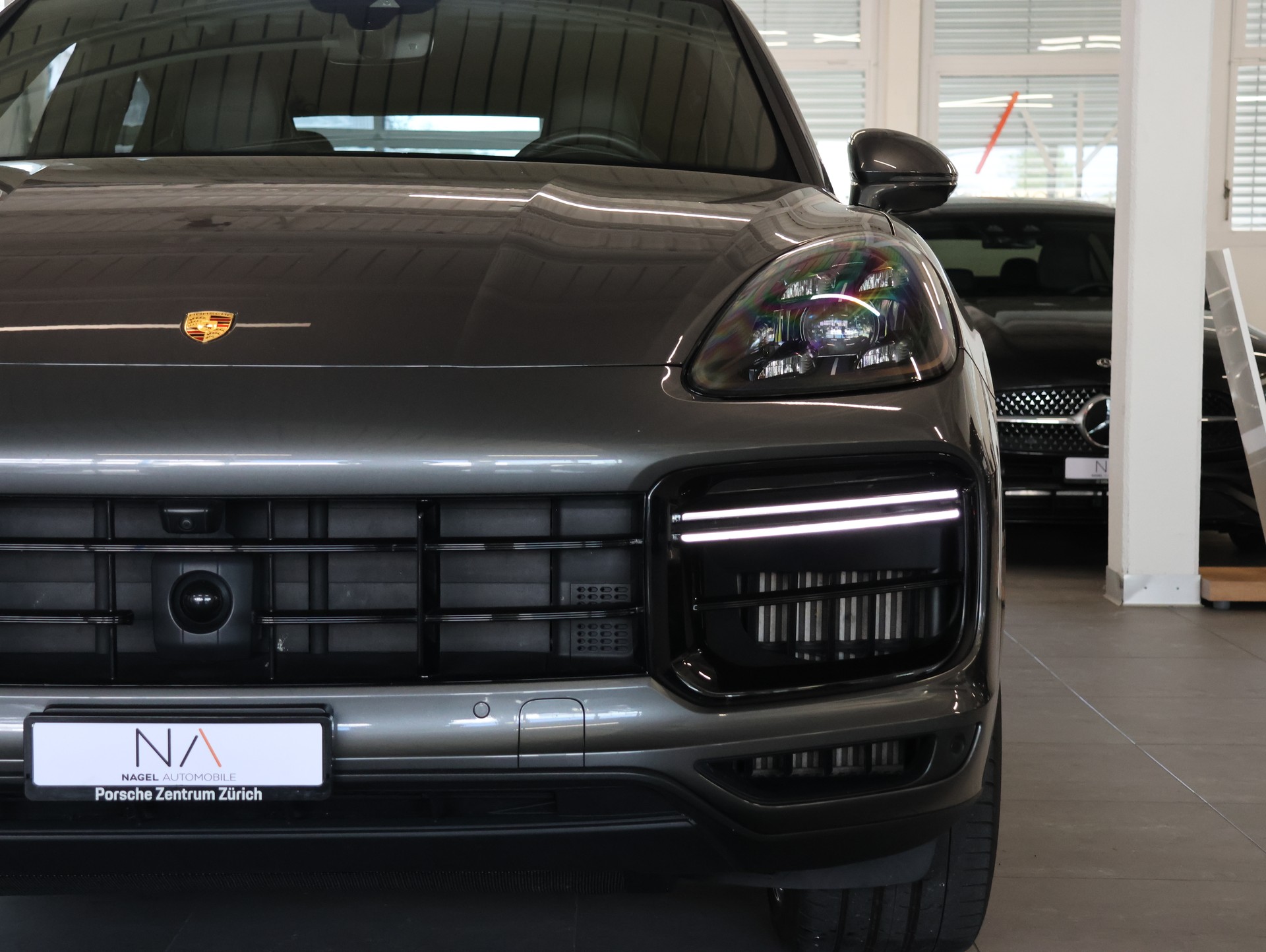 PORSCHE Cayenne Turbo Coupé S E-Hybrid *Bose* *Panoramadach* *Sitzheizung*-image-8