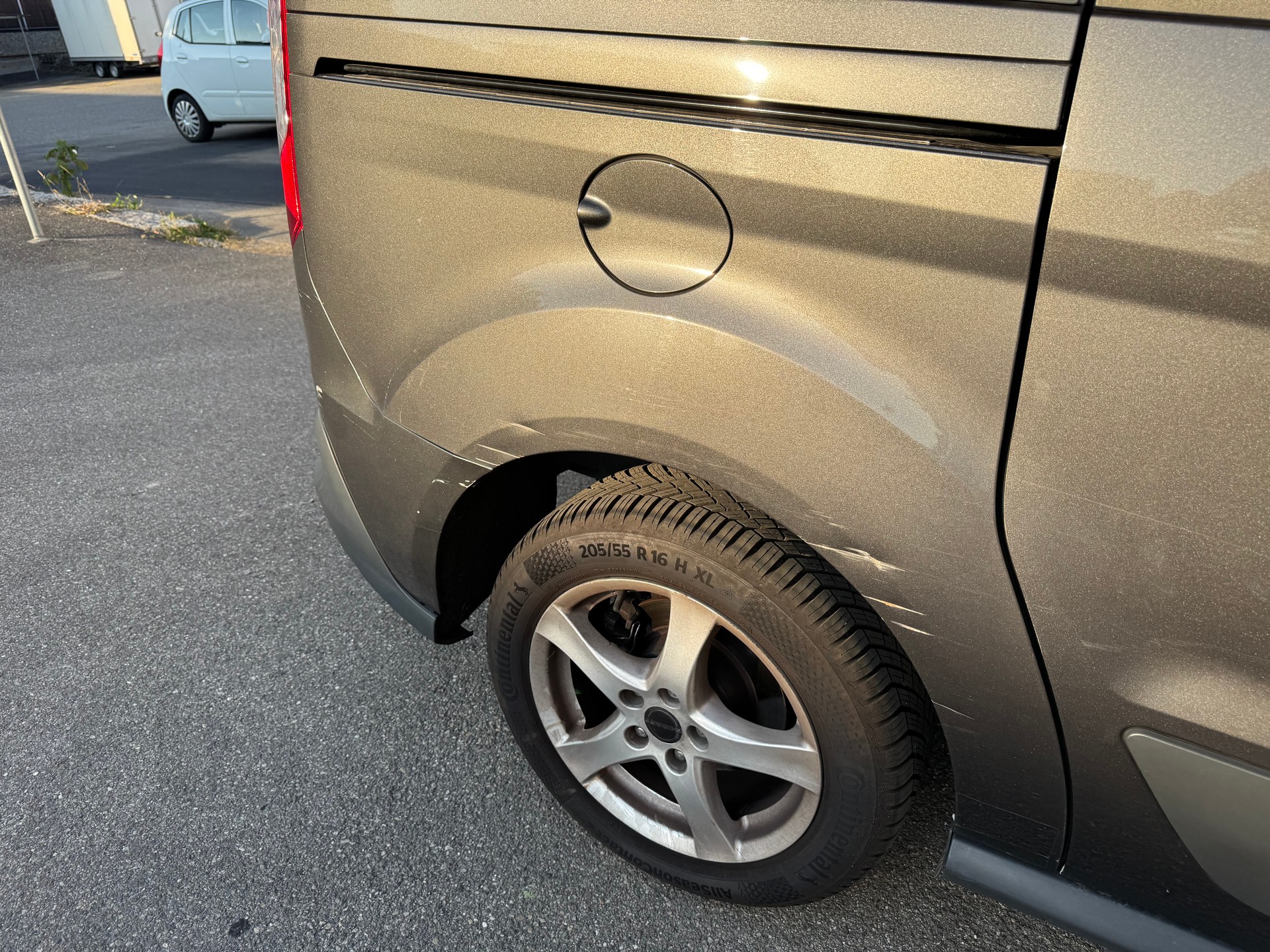 FORD Grand Tourneo Connect 1.5 TDCi Trend Powershift-image-7