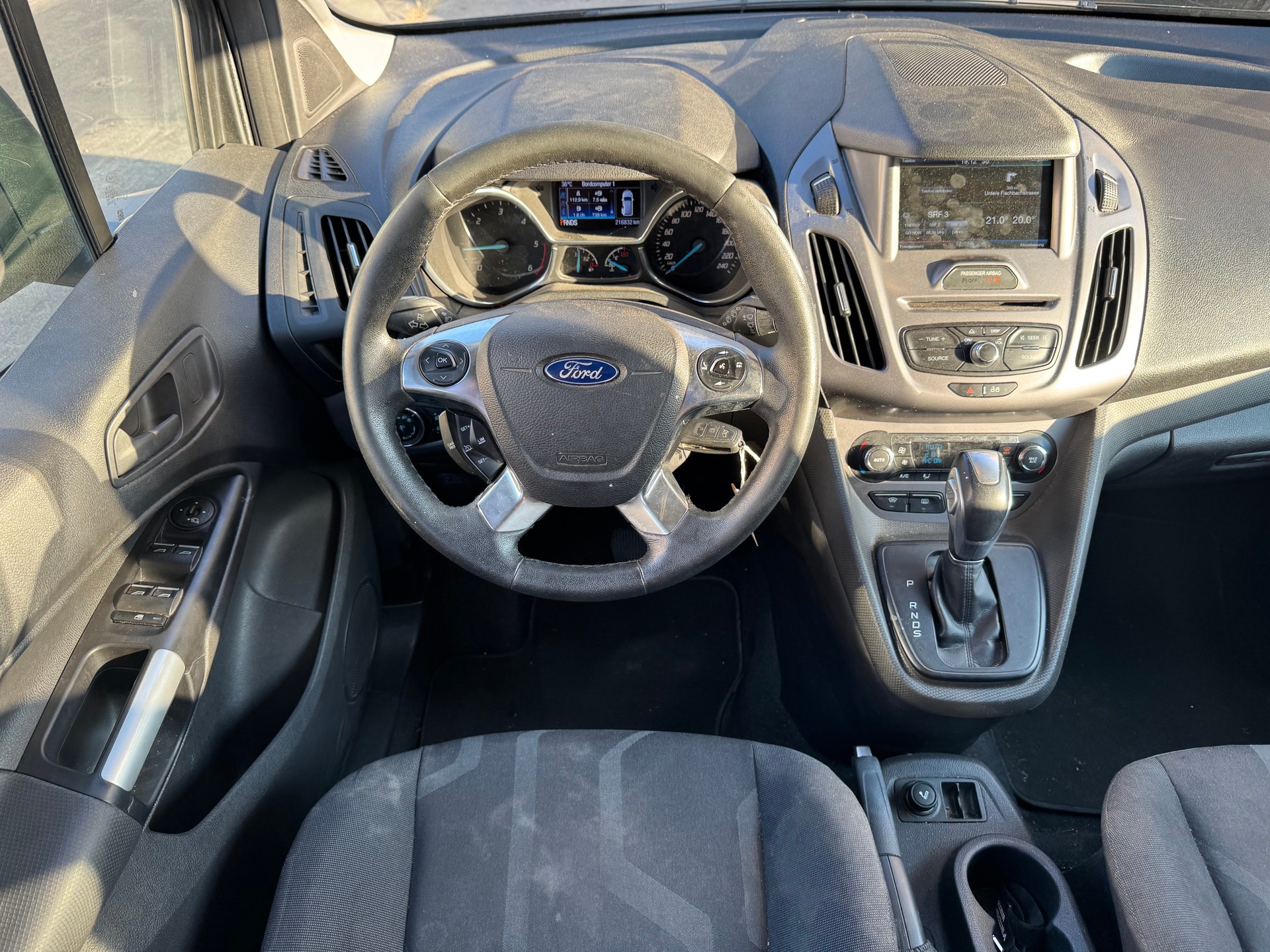 FORD Grand Tourneo Connect 1.5 TDCi Trend Powershift-image-9