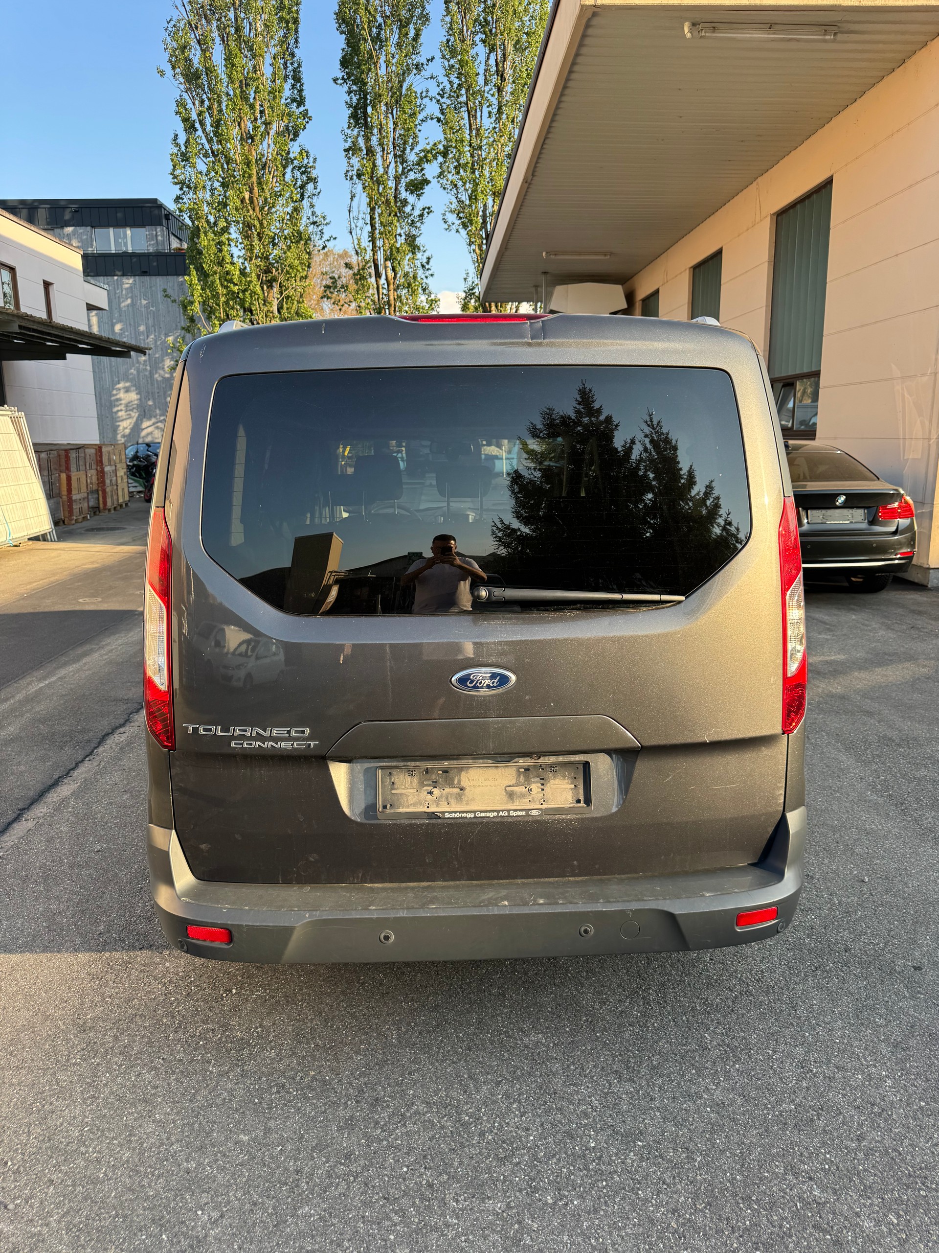 FORD Grand Tourneo Connect 1.5 TDCi Trend Powershift-image-5