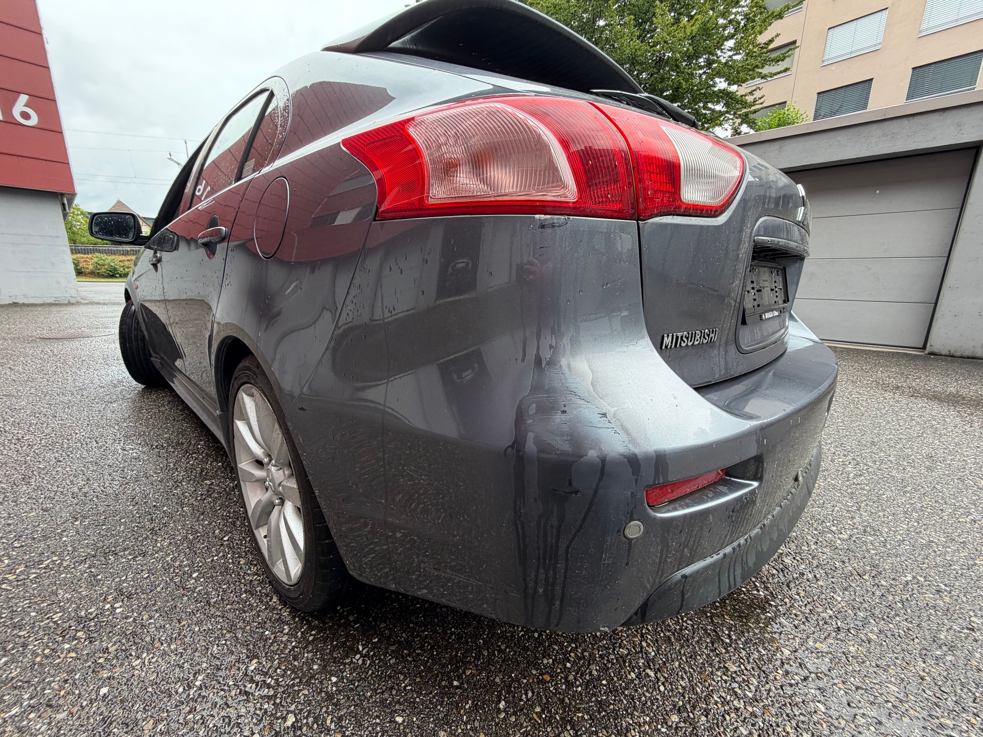 MITSUBISHI Lancer Sportback 1.8 Inform-image-9