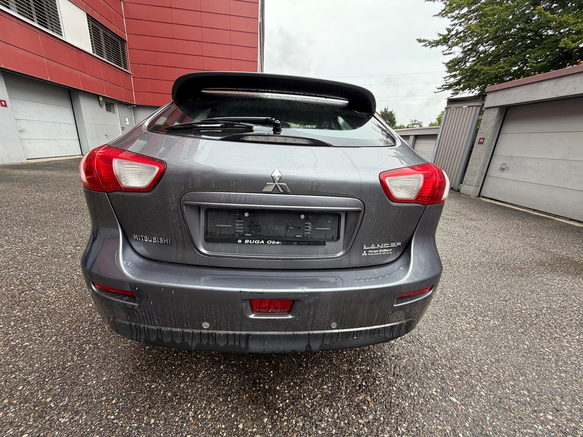 MITSUBISHI Lancer Sportback 1.8 Inform-image-10
