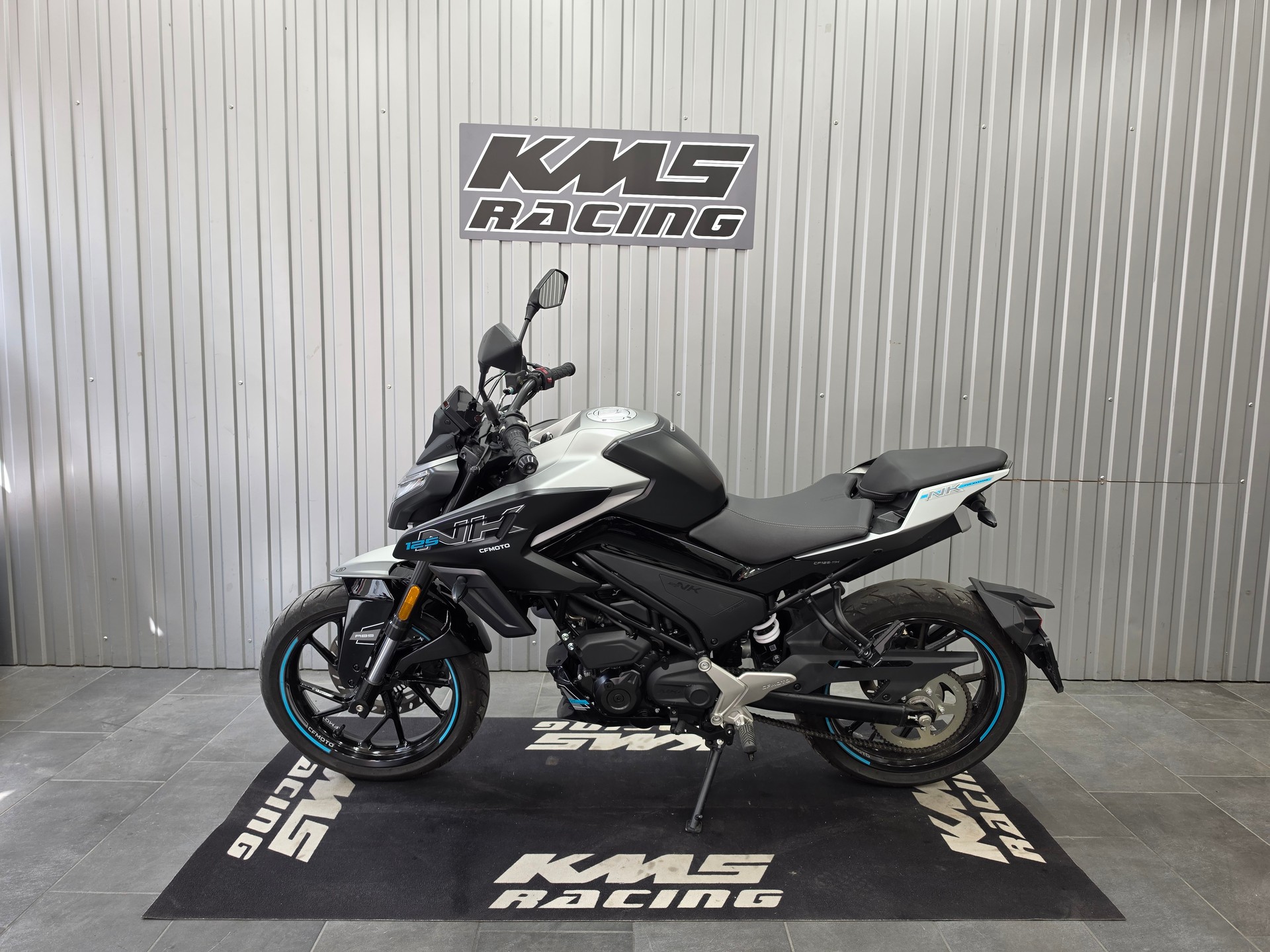 CF MOTO 125NK-showroom-element-1