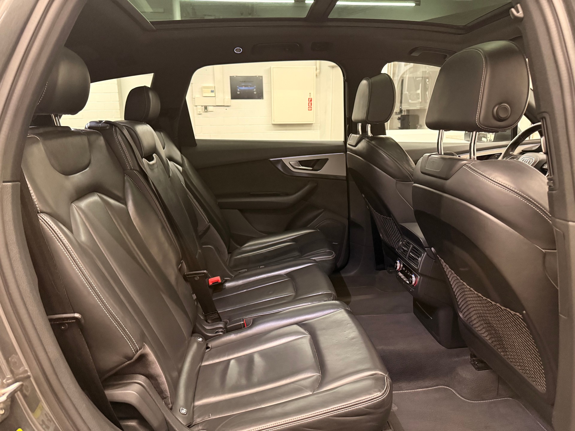 AUDI Q7 3.0 TDI quattro tiptronic-image-7