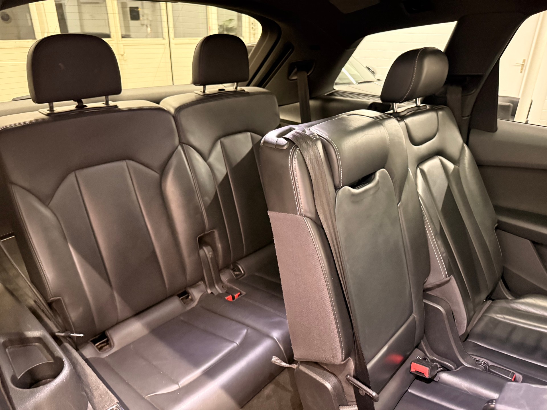 AUDI Q7 3.0 TDI quattro tiptronic-image-8