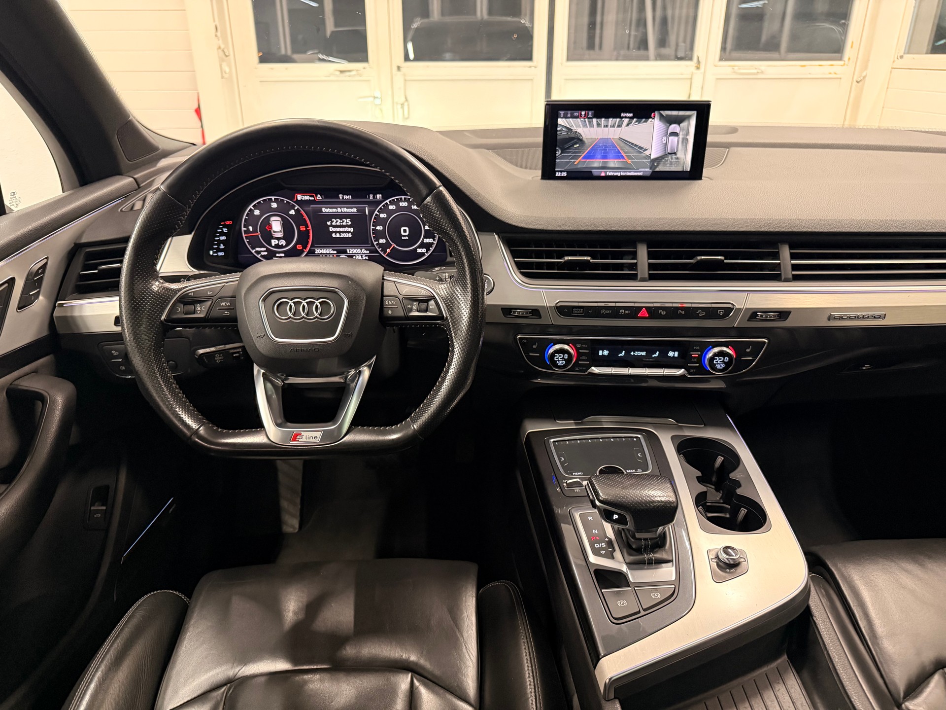 AUDI Q7 3.0 TDI quattro tiptronic-image-11