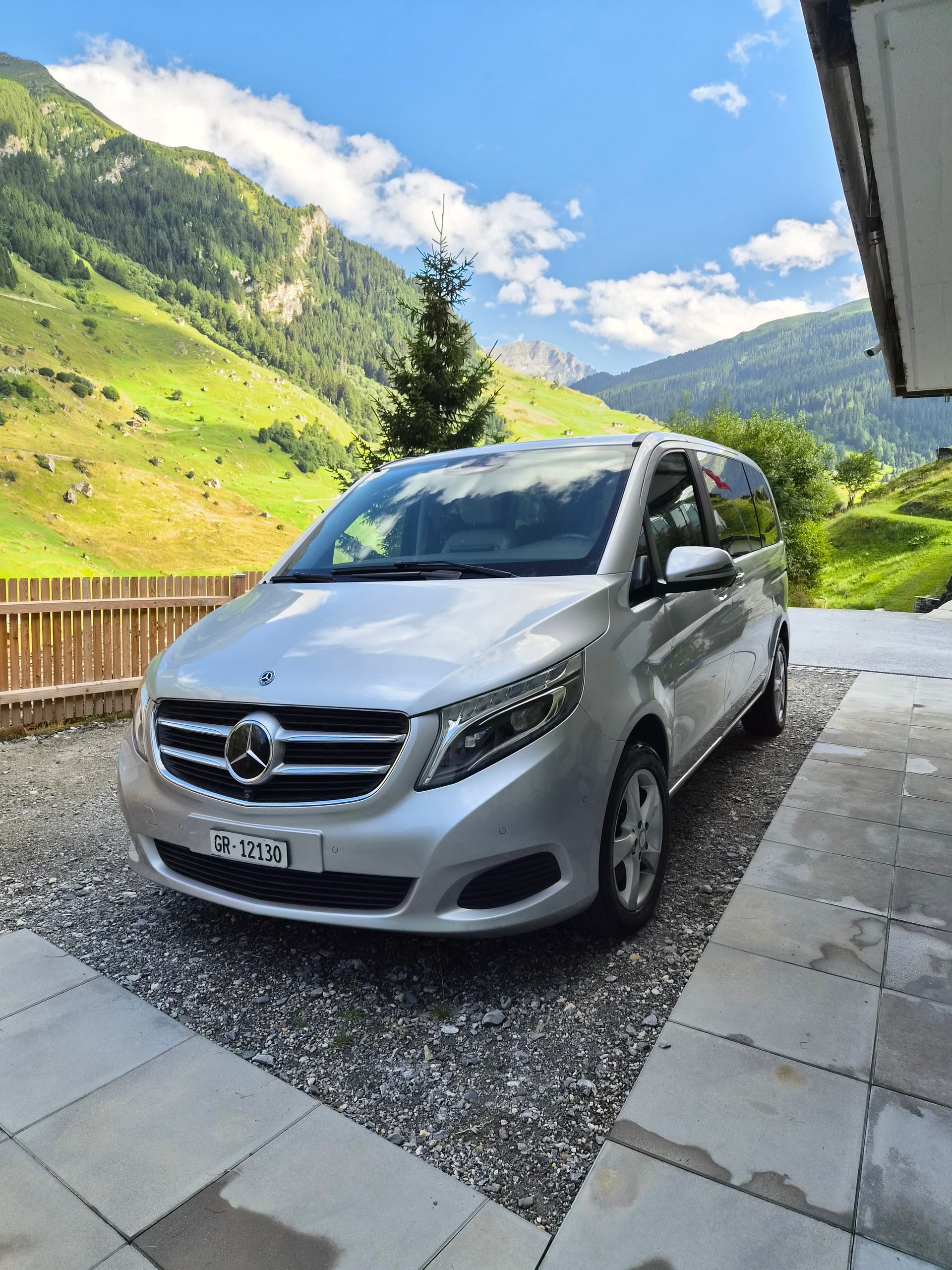 MERCEDES-BENZ V 250 d BlueTec Avant. kurz 4m-image-0