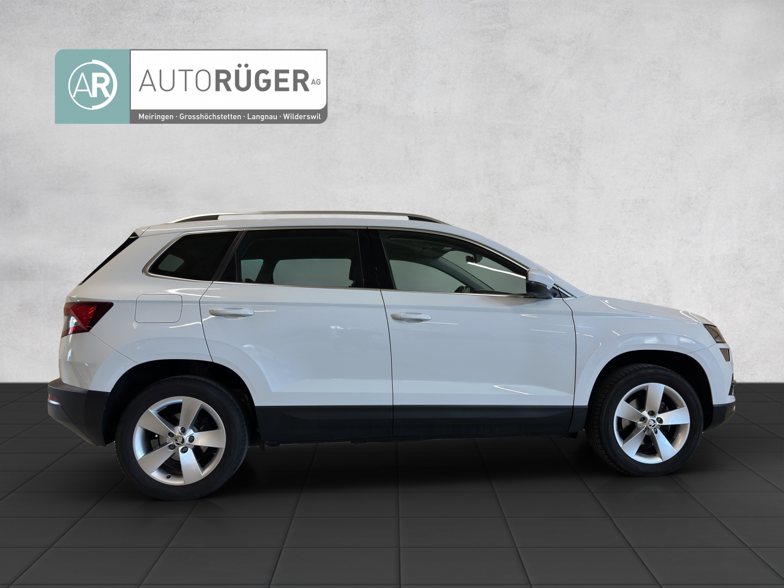 SKODA Karoq 1.6 TDI CR Smile-image-6