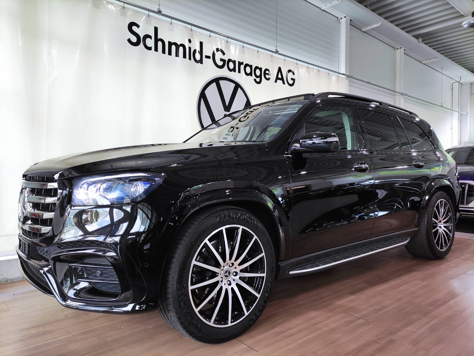 MERCEDES-BENZ GLS 580 AMG Line 4matic-image-1