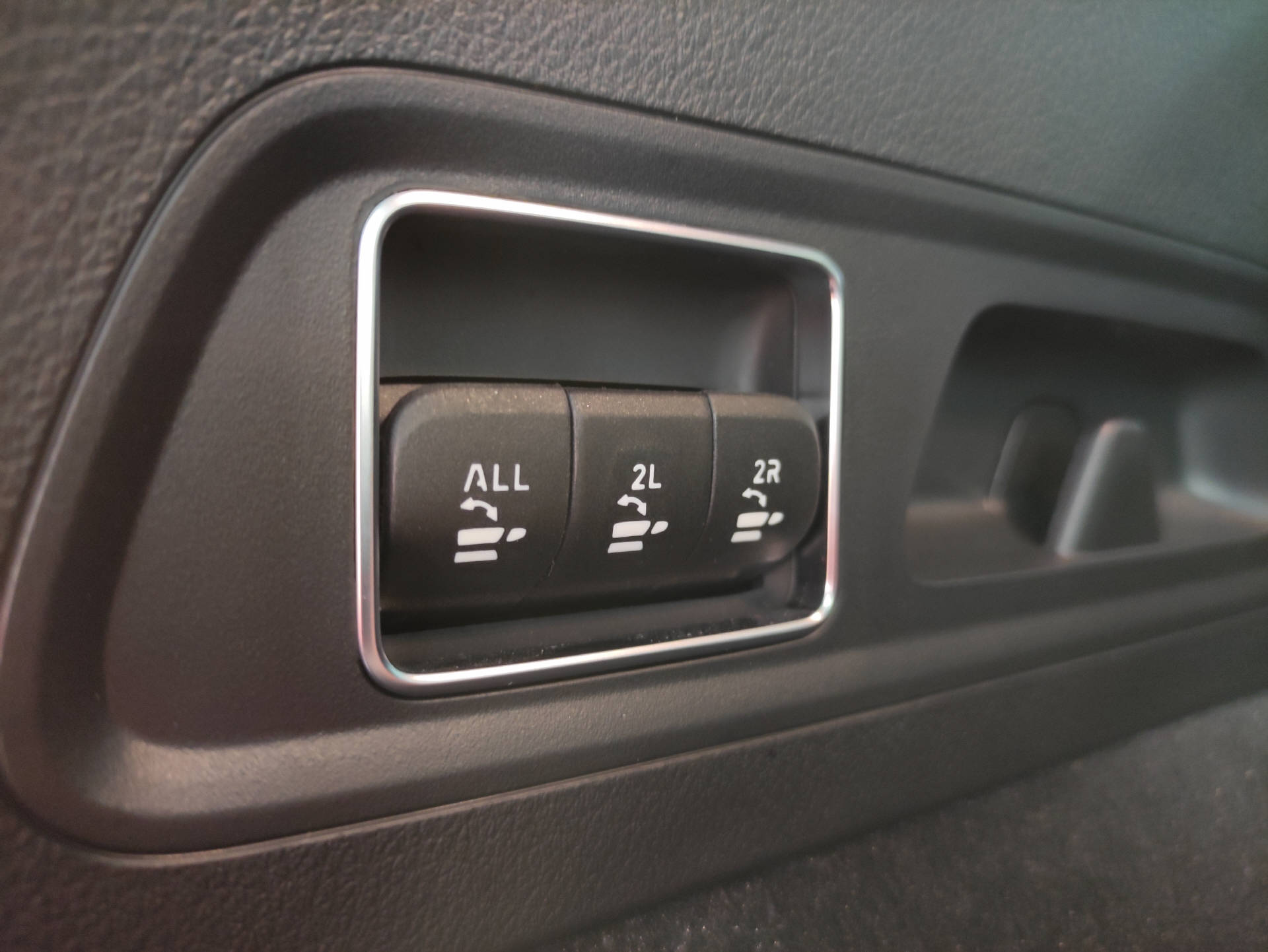 MERCEDES-BENZ GLS 580 AMG Line 4matic-image-21