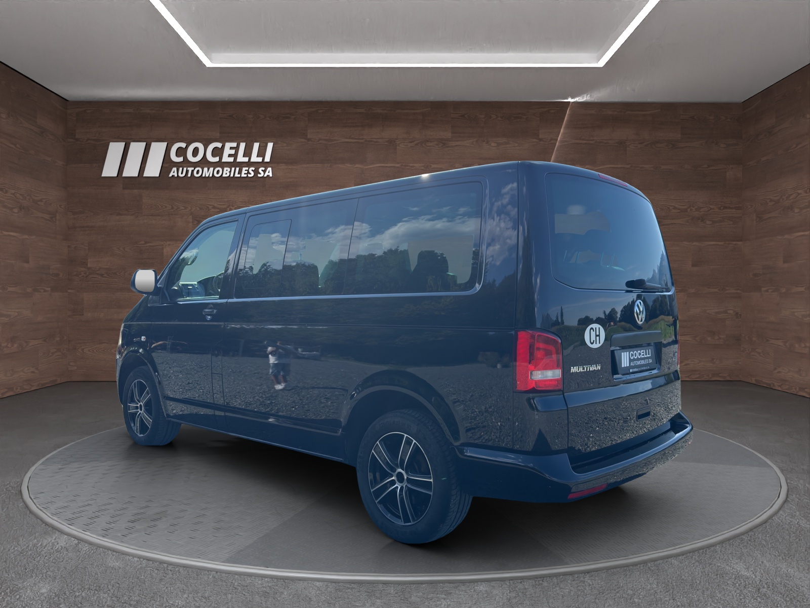VW T5 Multivan 2.0 TDI CR Startline 4Motion-image-6