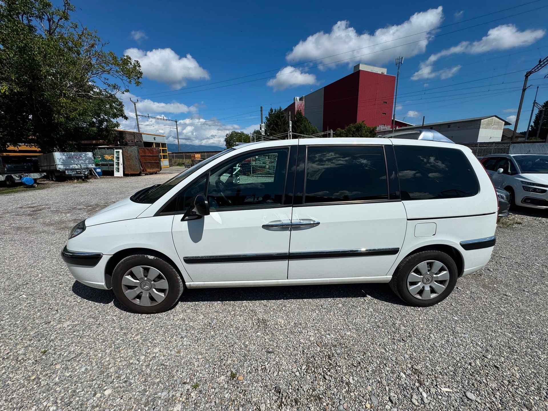 CITROEN C8 2.0 16V HDi Attraction-image-4