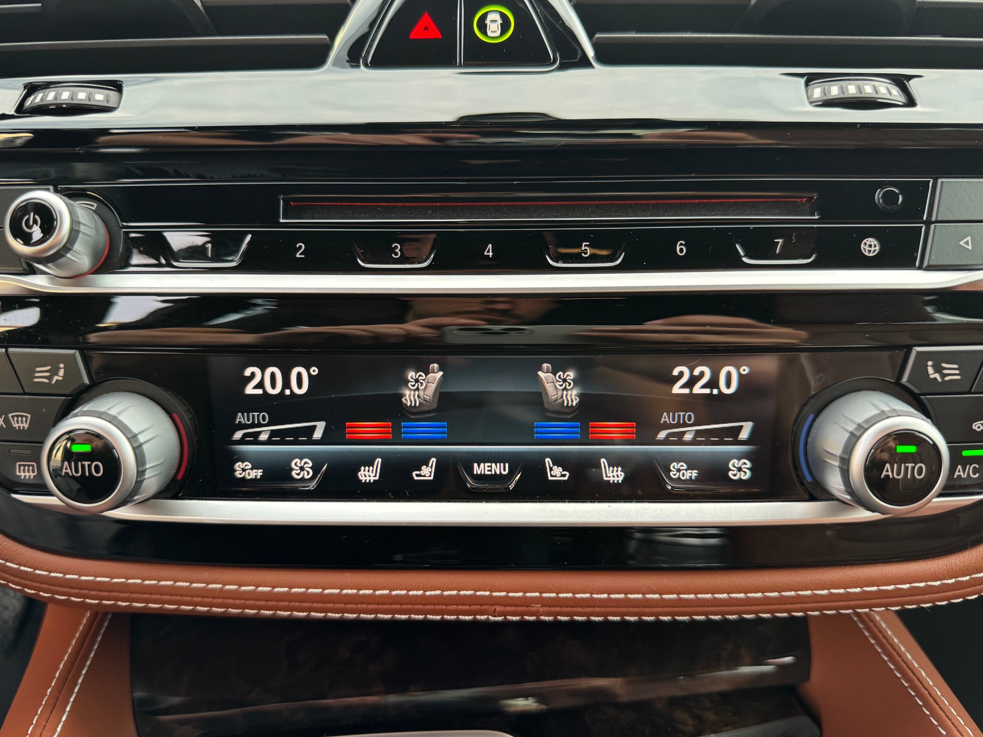 BMW 530d xDrive Luxury Line Steptronic-image-17