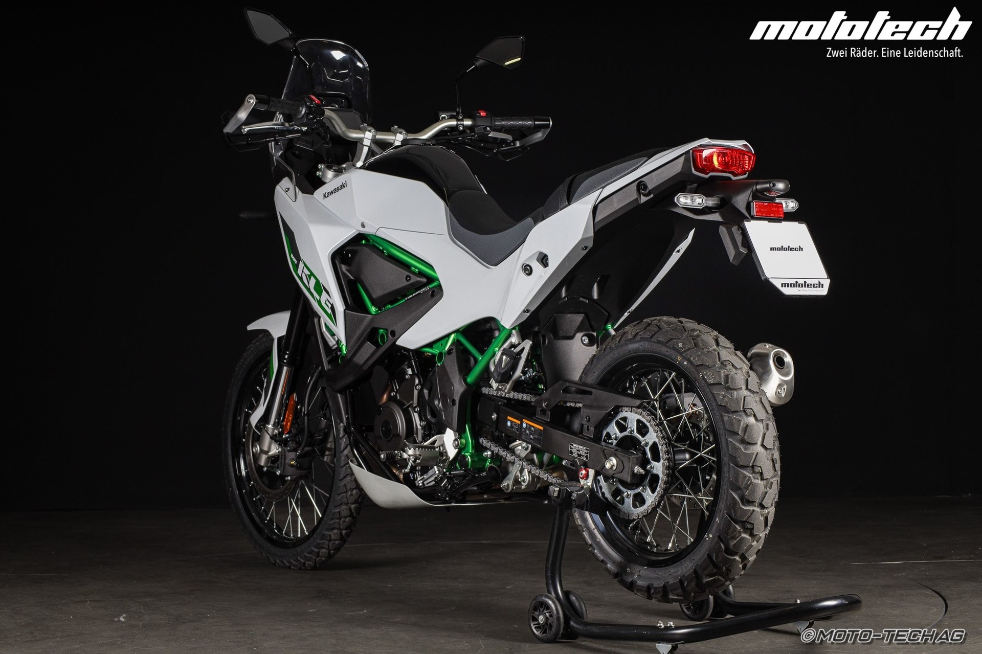 KAWASAKI KLE 500 SE-showroom-element-3
