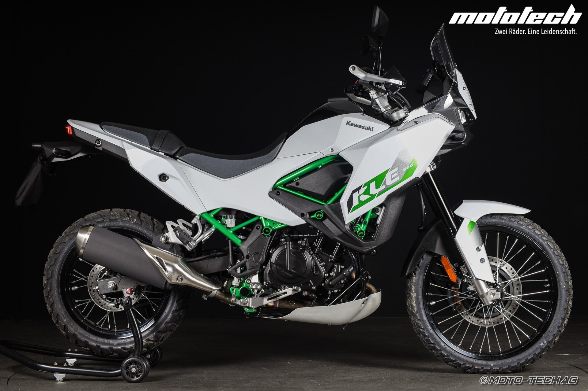 KAWASAKI KLE 500 SE-showroom-element-1