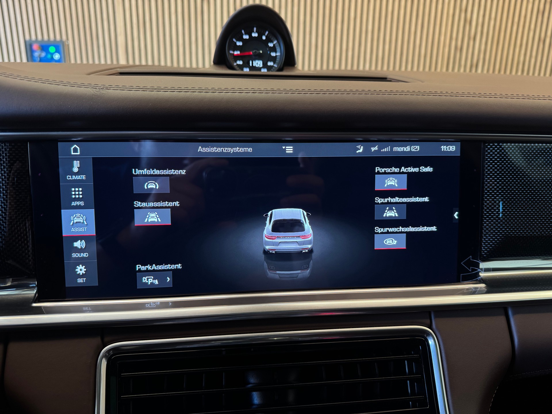 PORSCHE Panamera Sport Turismo 4.0 V8 Turbo-image-22