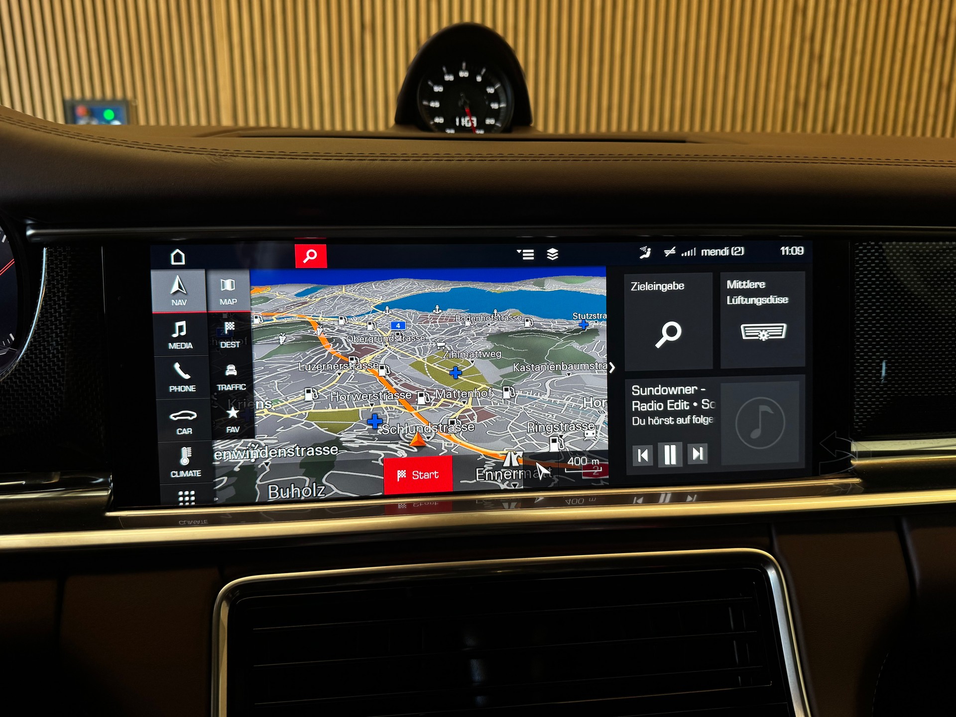 PORSCHE Panamera Sport Turismo 4.0 V8 Turbo-image-23