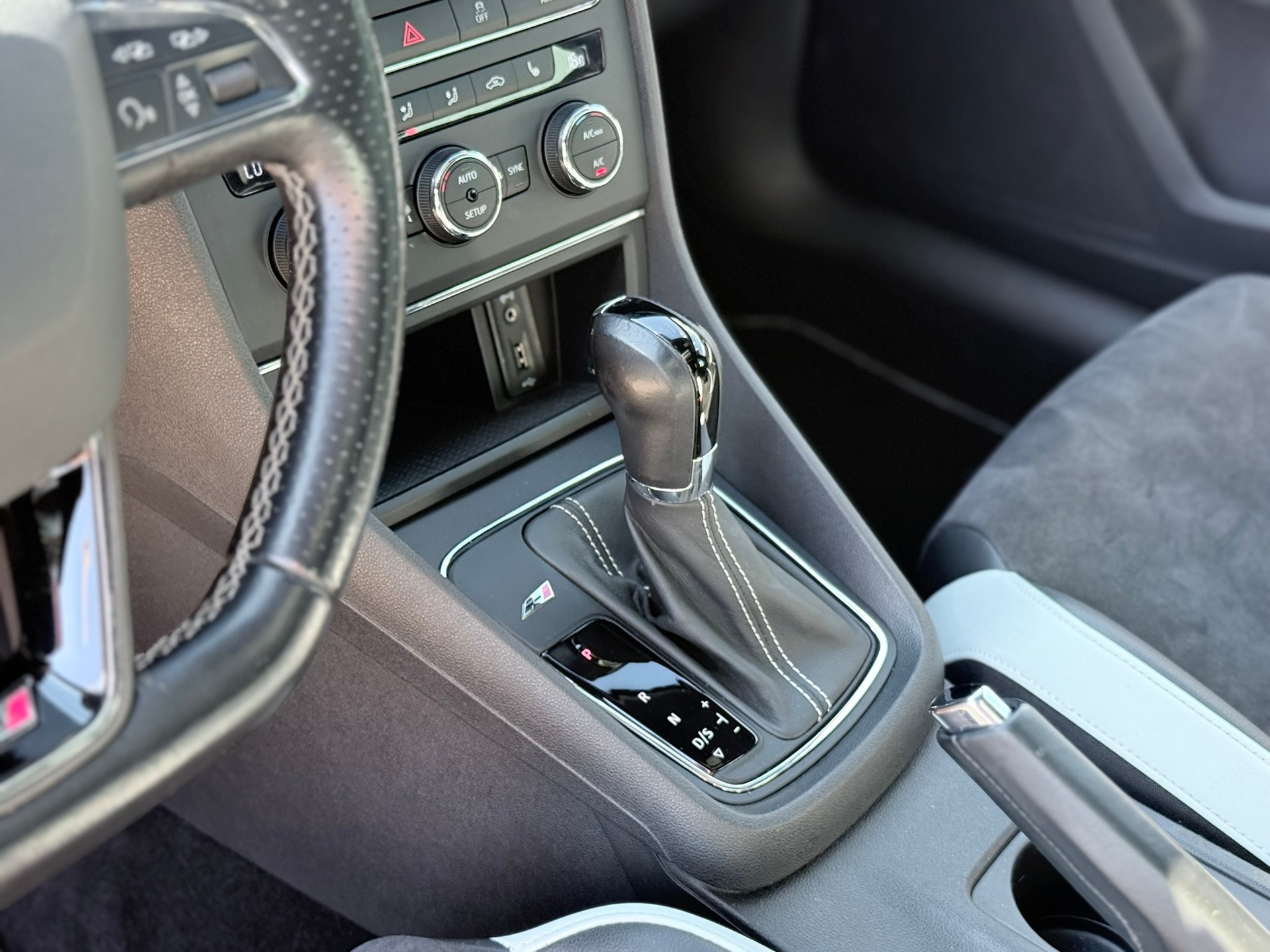 SEAT Leon 2.0 TSI Cupra 290 DSG-image-21