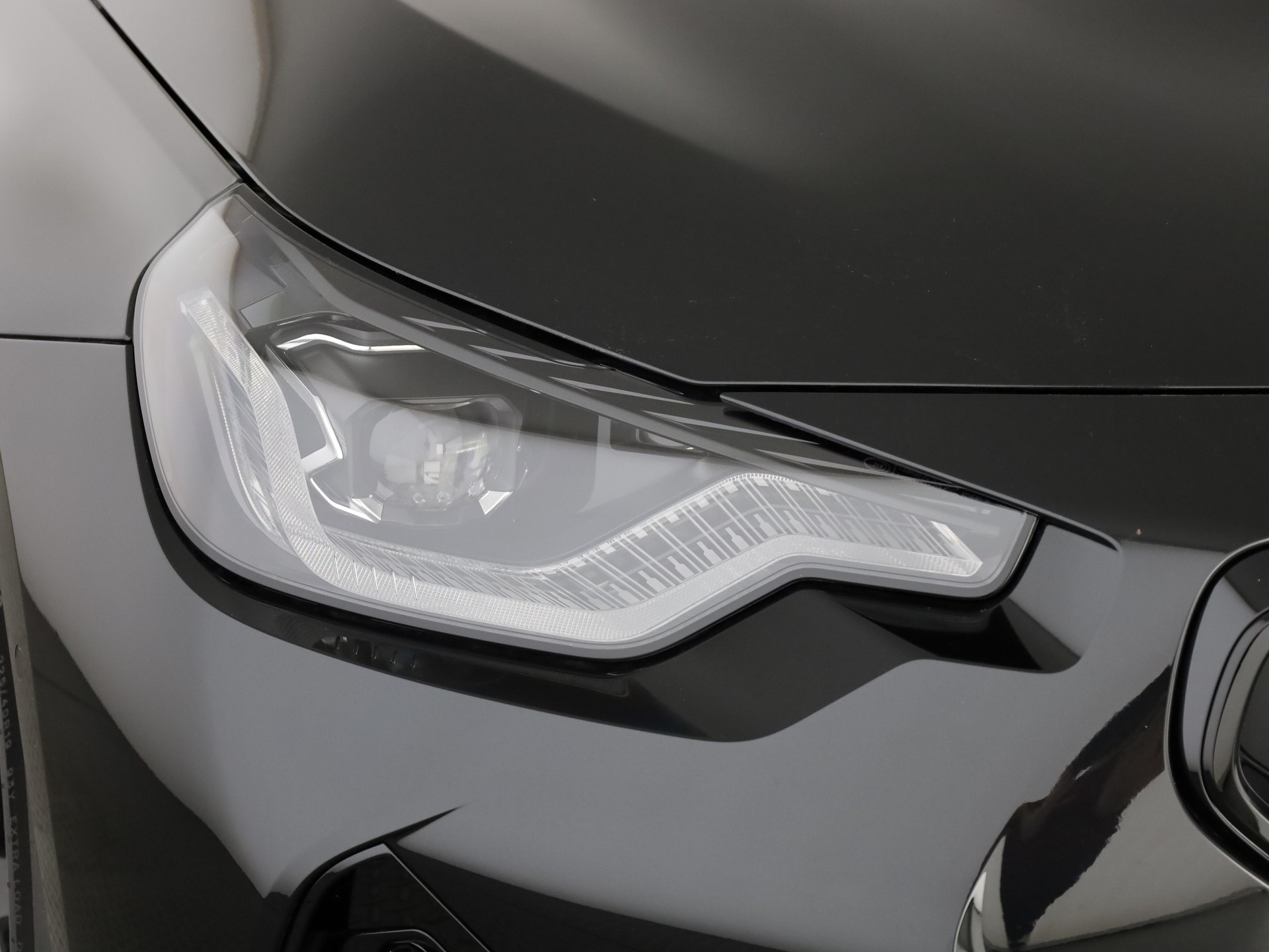 BMW M240i xDrive Coupé-image-9