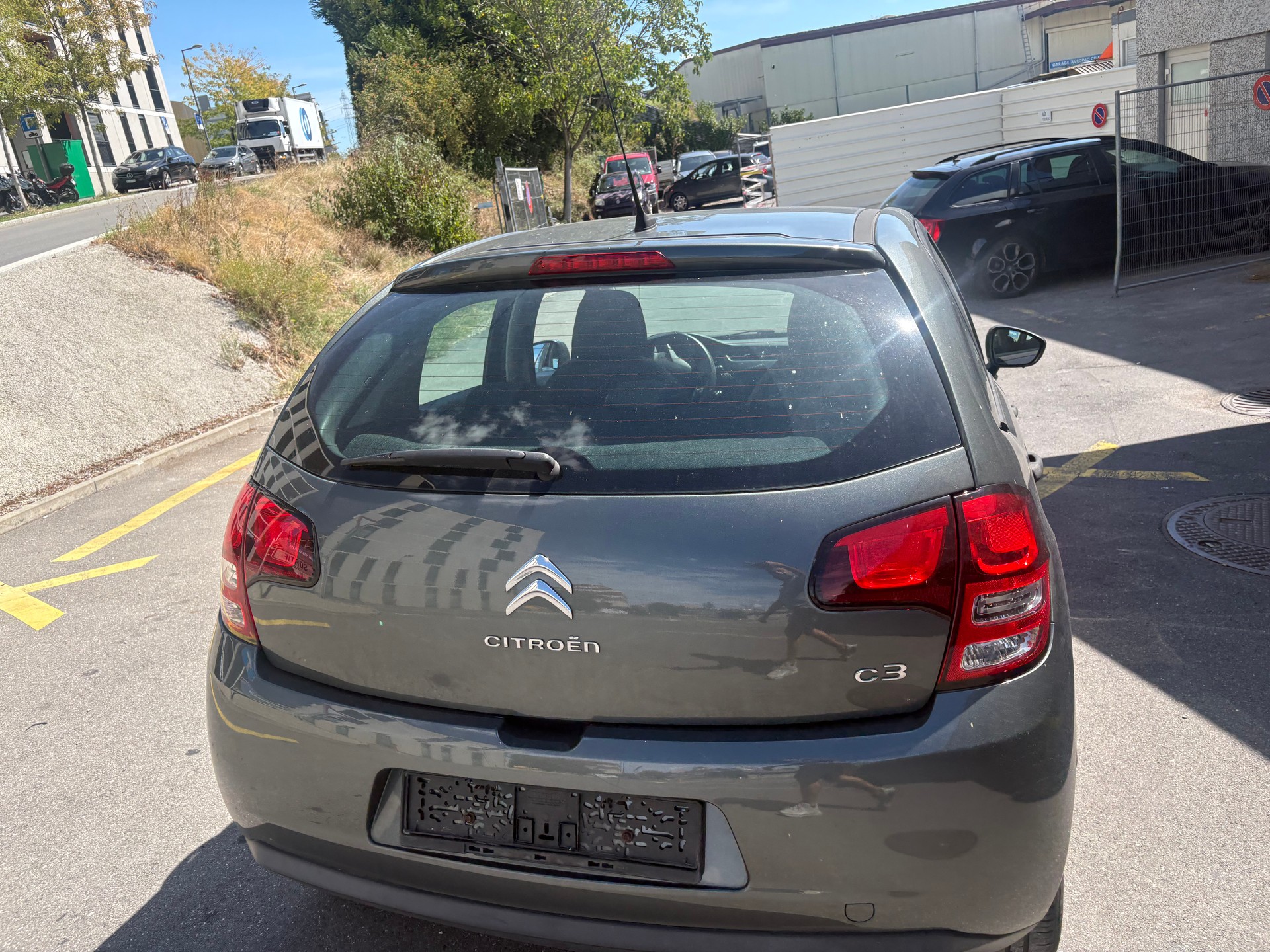 CITROEN C3 1.4i 16V Chic-image-3